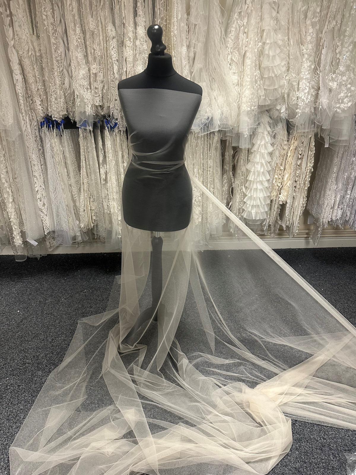 Weicher Stretch-Tüll in Latte - Impetus