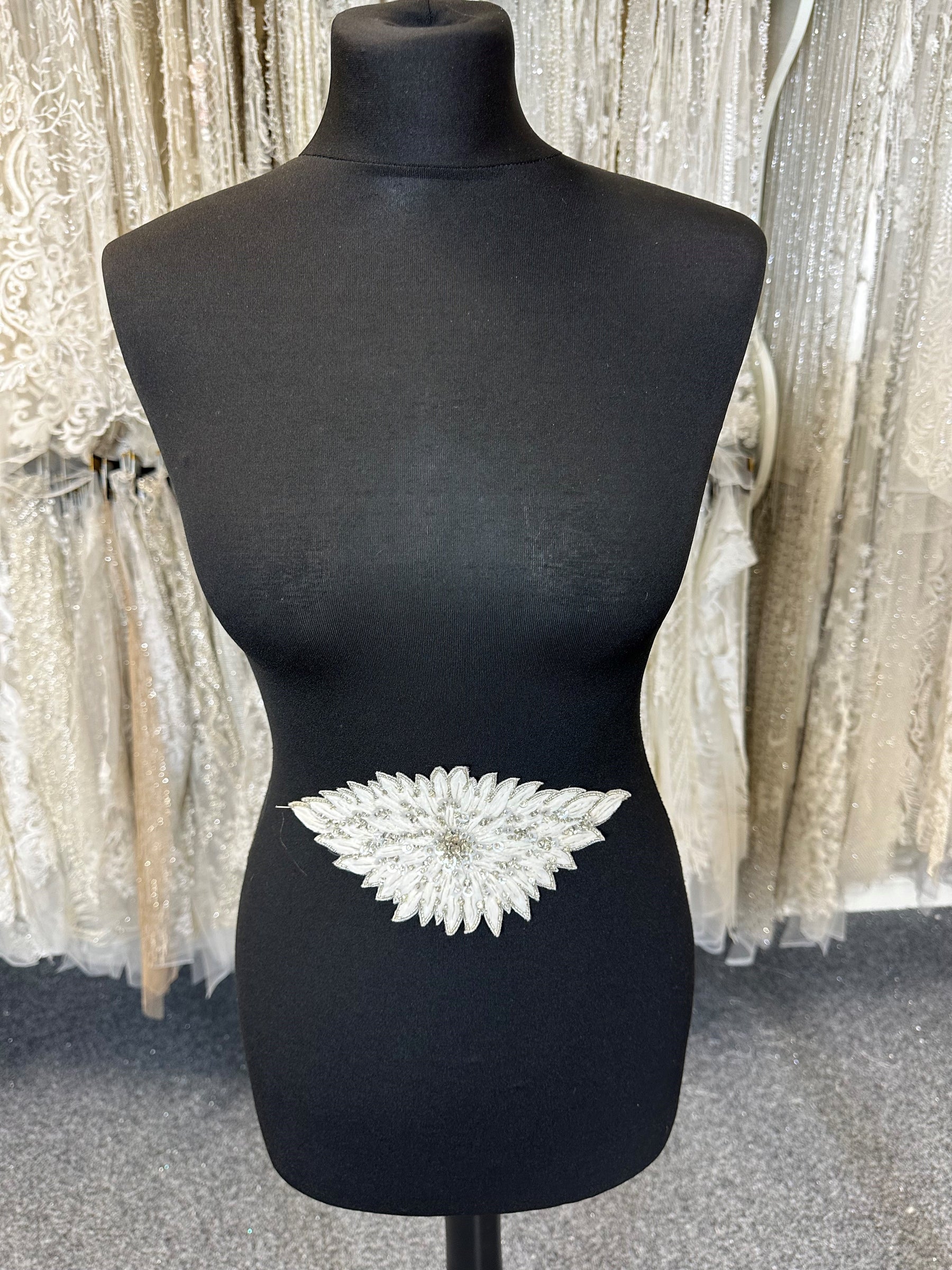 Kristallstickerei - Paphos