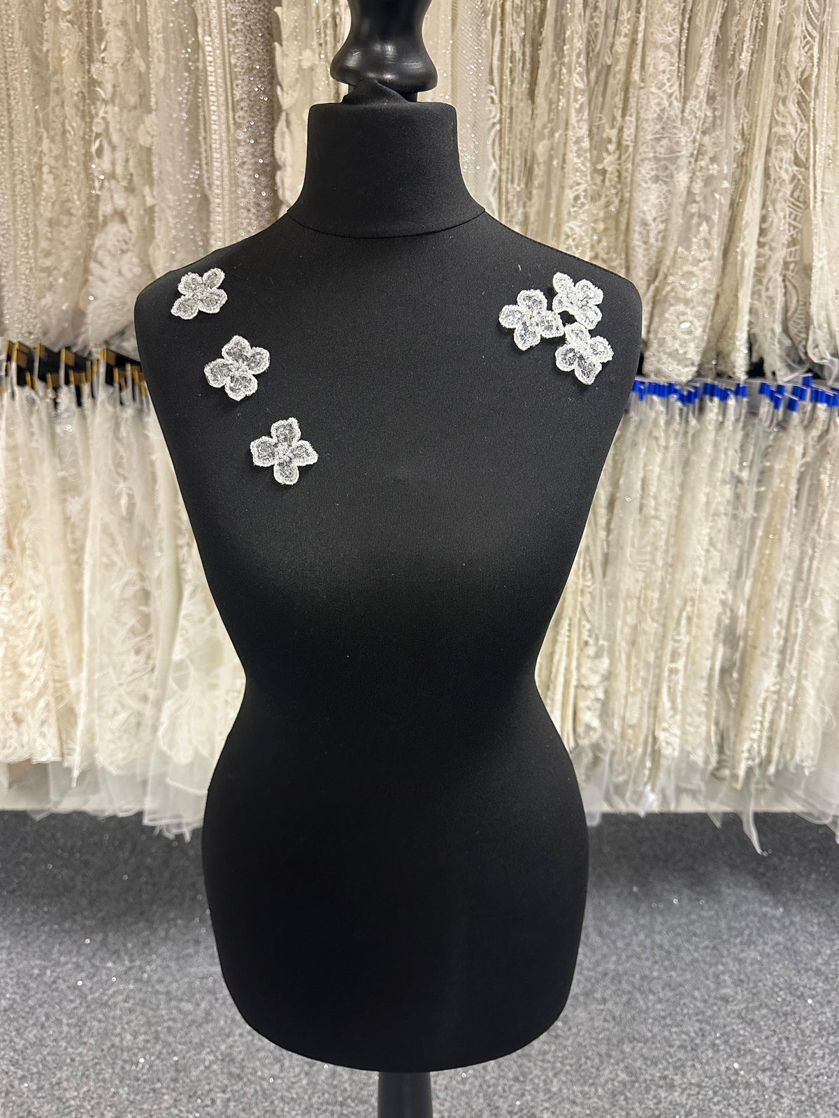 Elfenbeinfarbene Perlenblume – Ringelblume (Beutel mit 10 Stück)