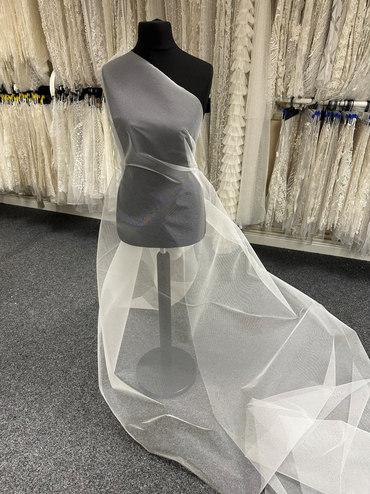 Elfenbeinfarbenes Netzkleid - Fantasy