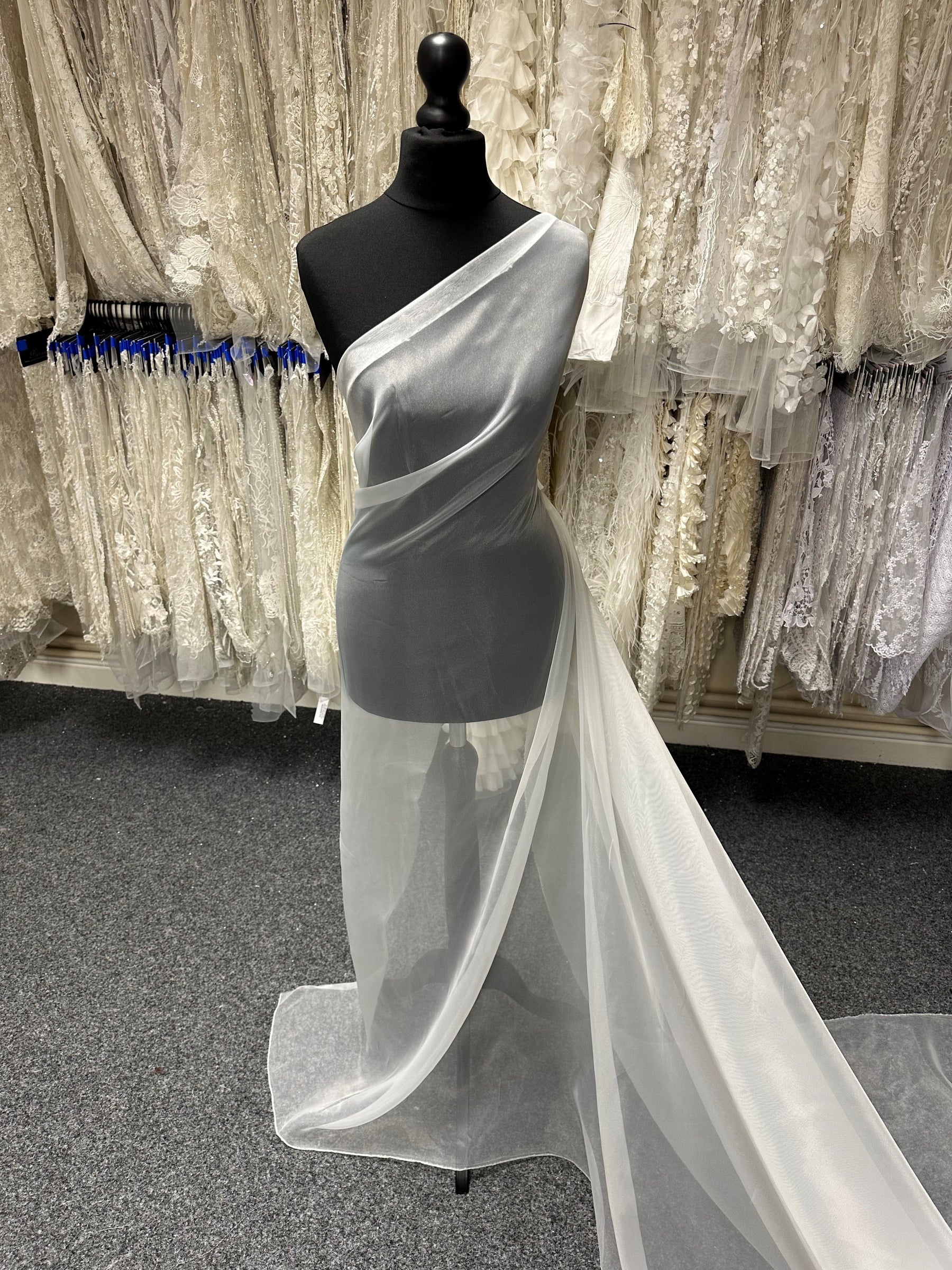 Elfenbeinfarbener Öko-Polyester-Organza - Thespian