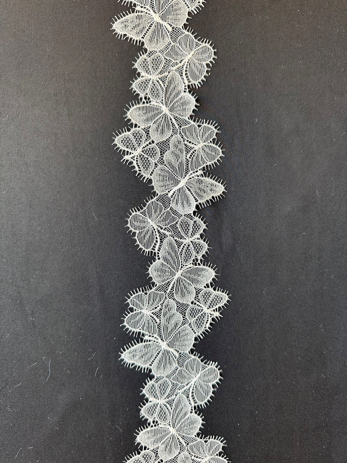 Elfenbeinfarbener Schmetterlings-Spitzenbesatz - Mariner