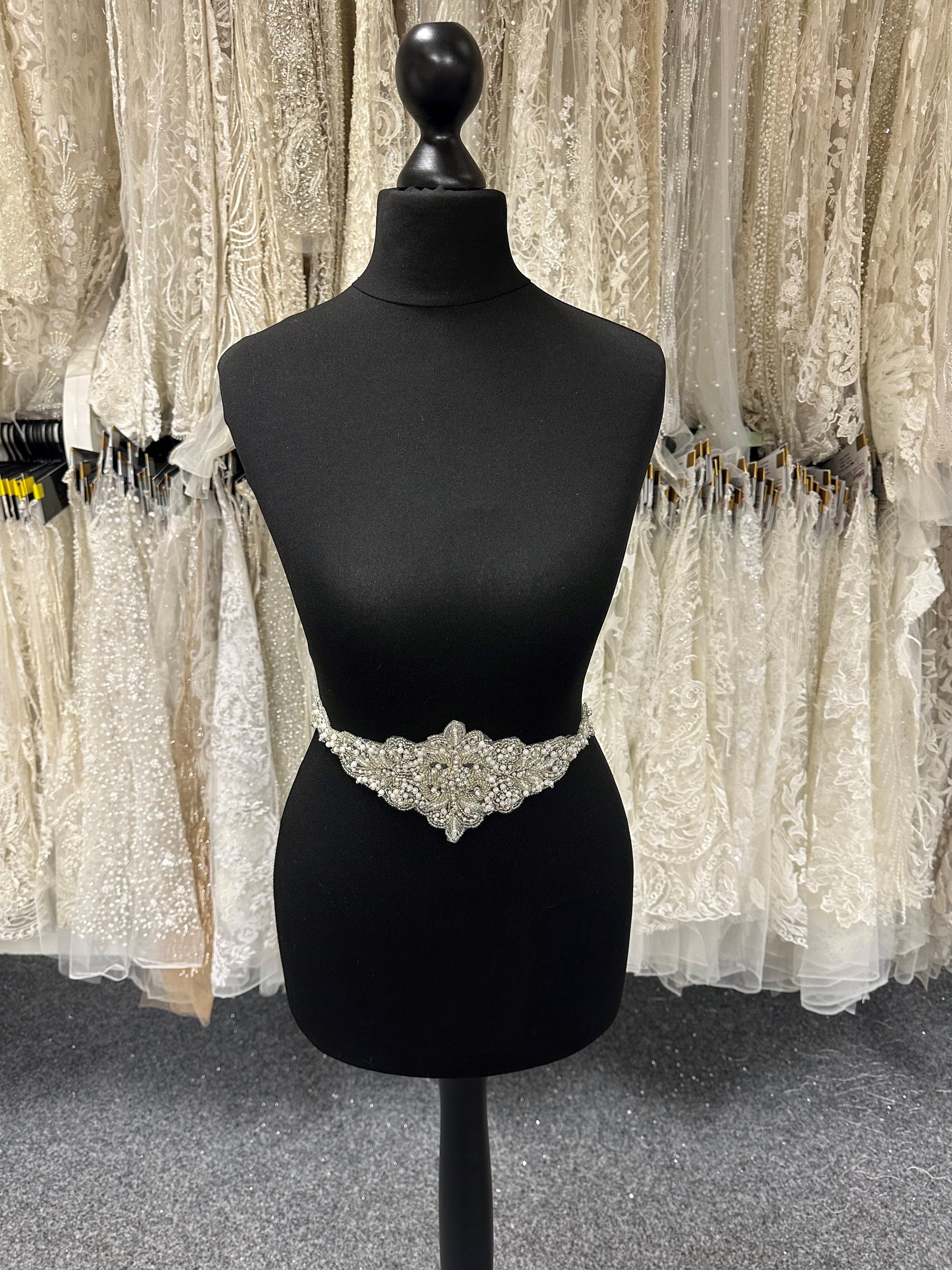 Kristallstickerei - Edith