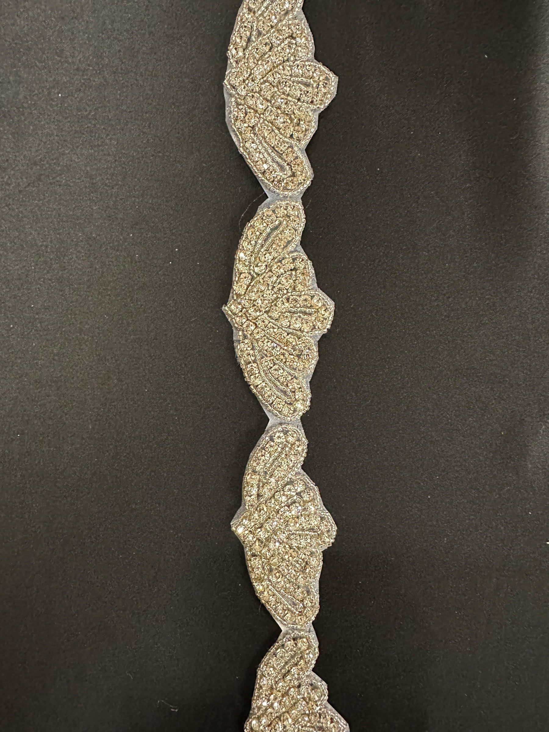 Crystal Trim - Demure (CT 1010)