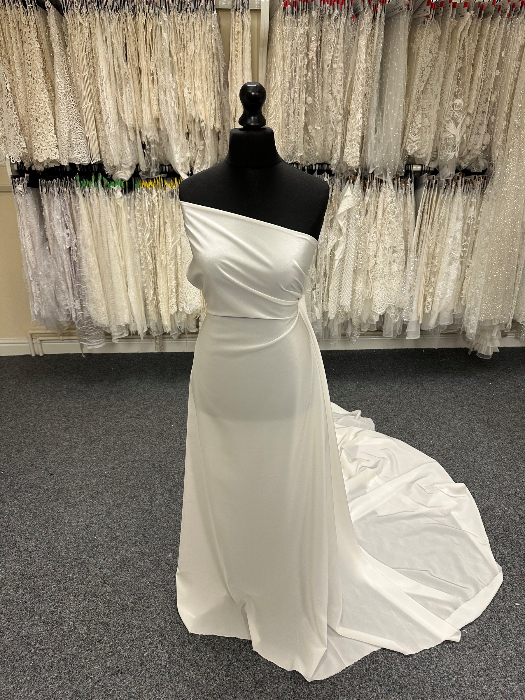 Elfenbeinfarbener Luxus-Futterstoff - Carnal