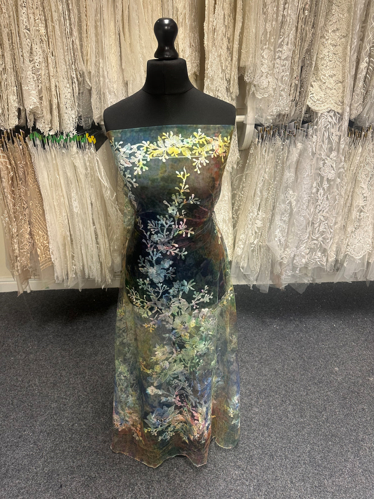 Mehrfarbige Spitze - Octavia Garden