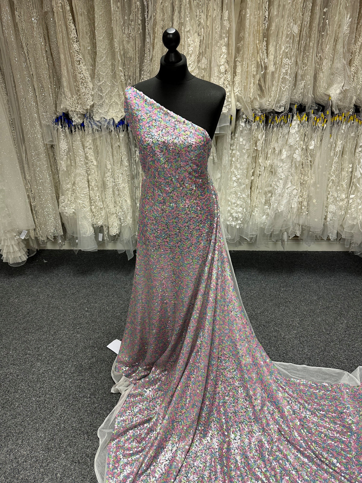 Mehrfarbiger Paillettentüll – Perdita