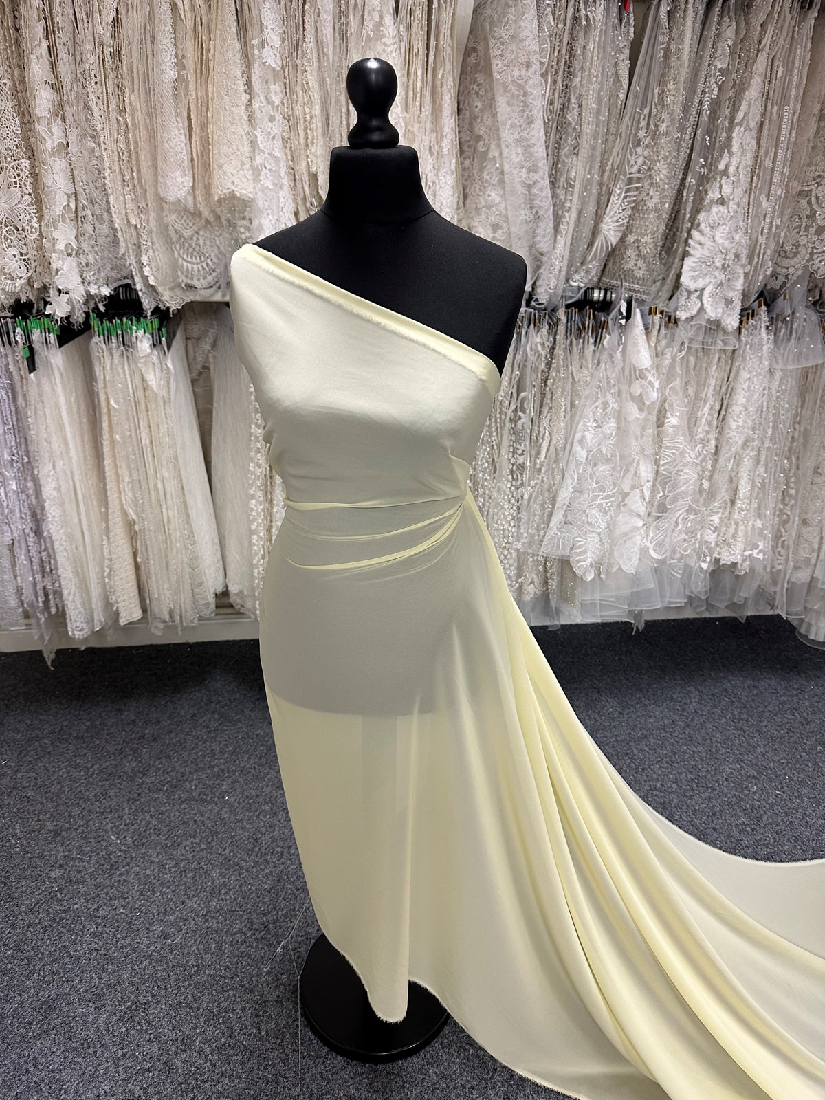 Gelber Polyester-Chiffon-Stoff – Serendipity