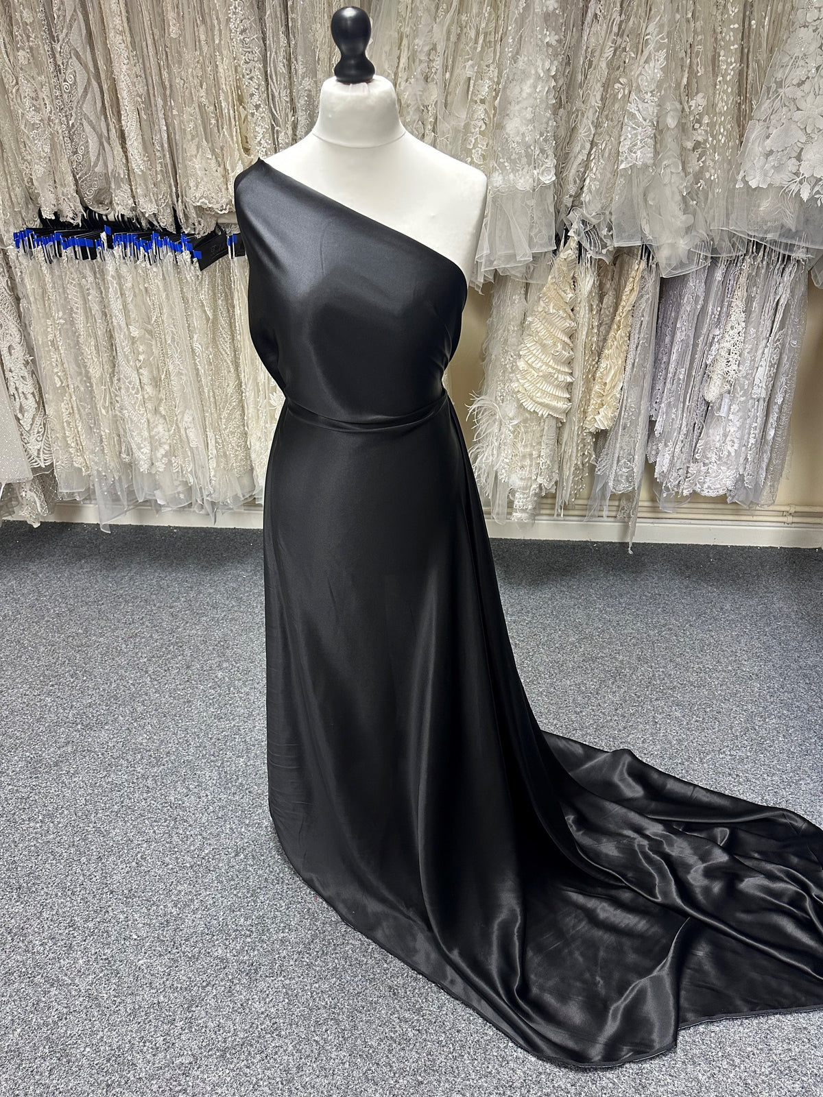 Schwarzer Seidensatin - Splendor