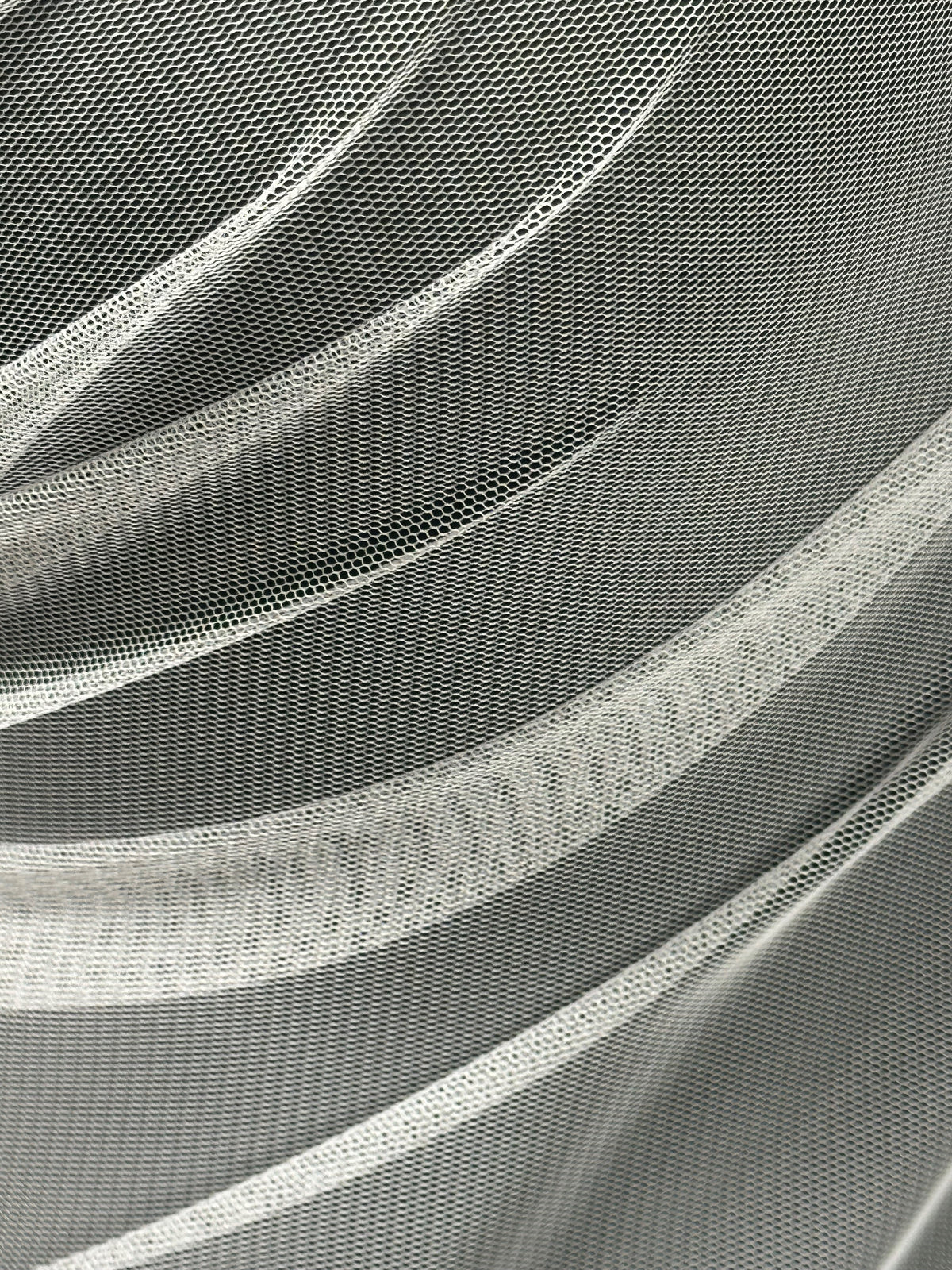 Weißer Stretch-Tüll - Success