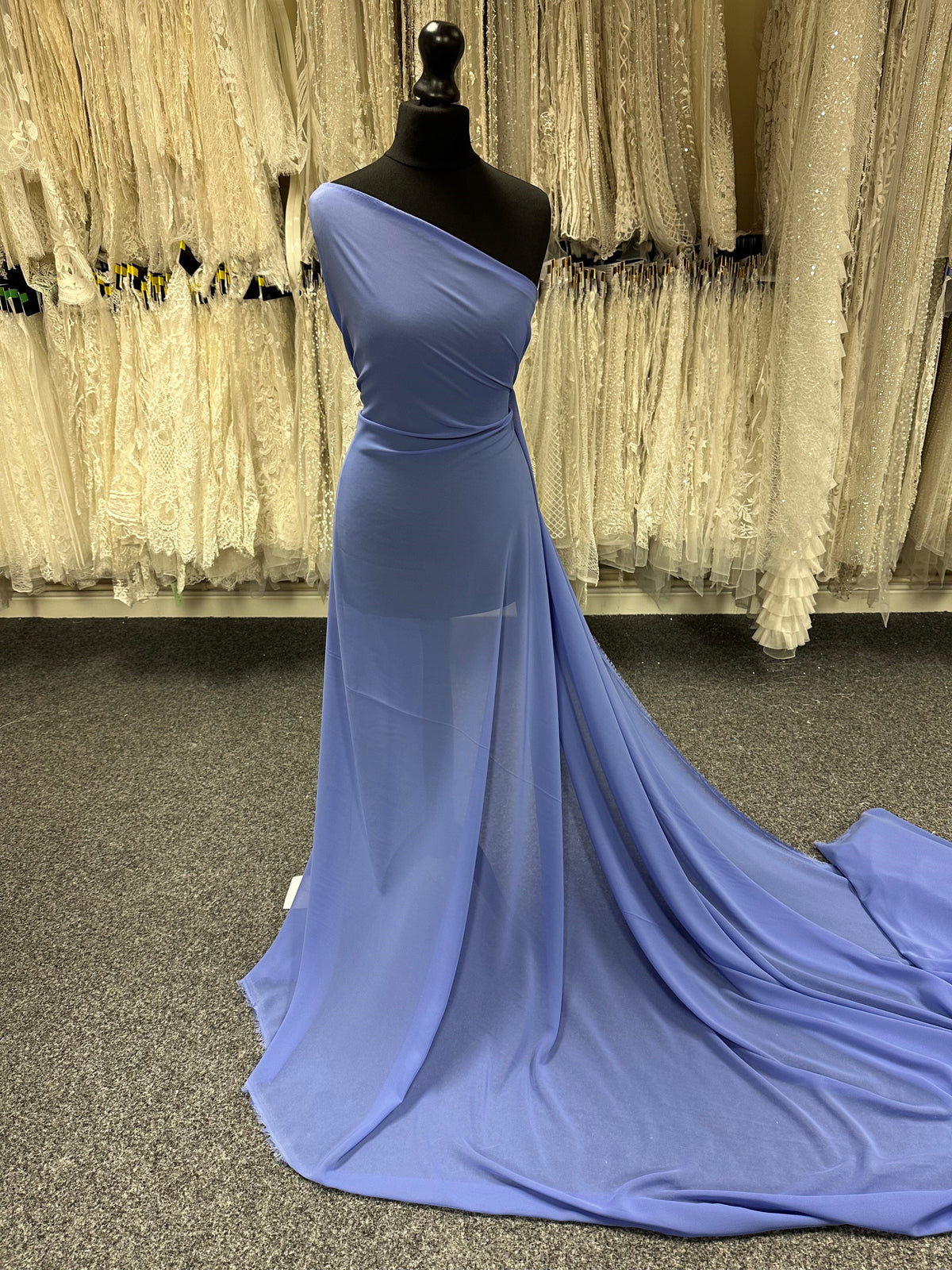 Lavendelfarbener Polyester-Chiffon – Benevolence