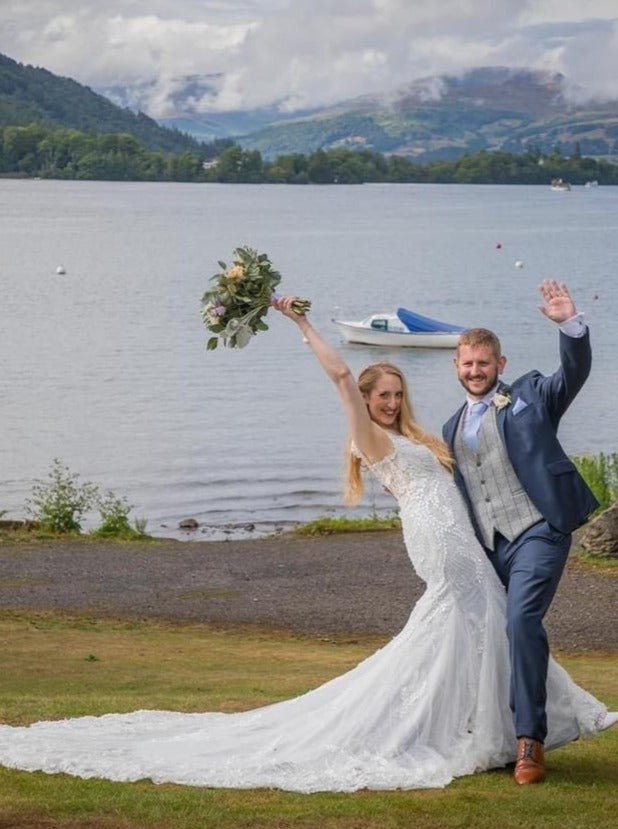 Elfenbeinfarbene Laserspitze – Doba