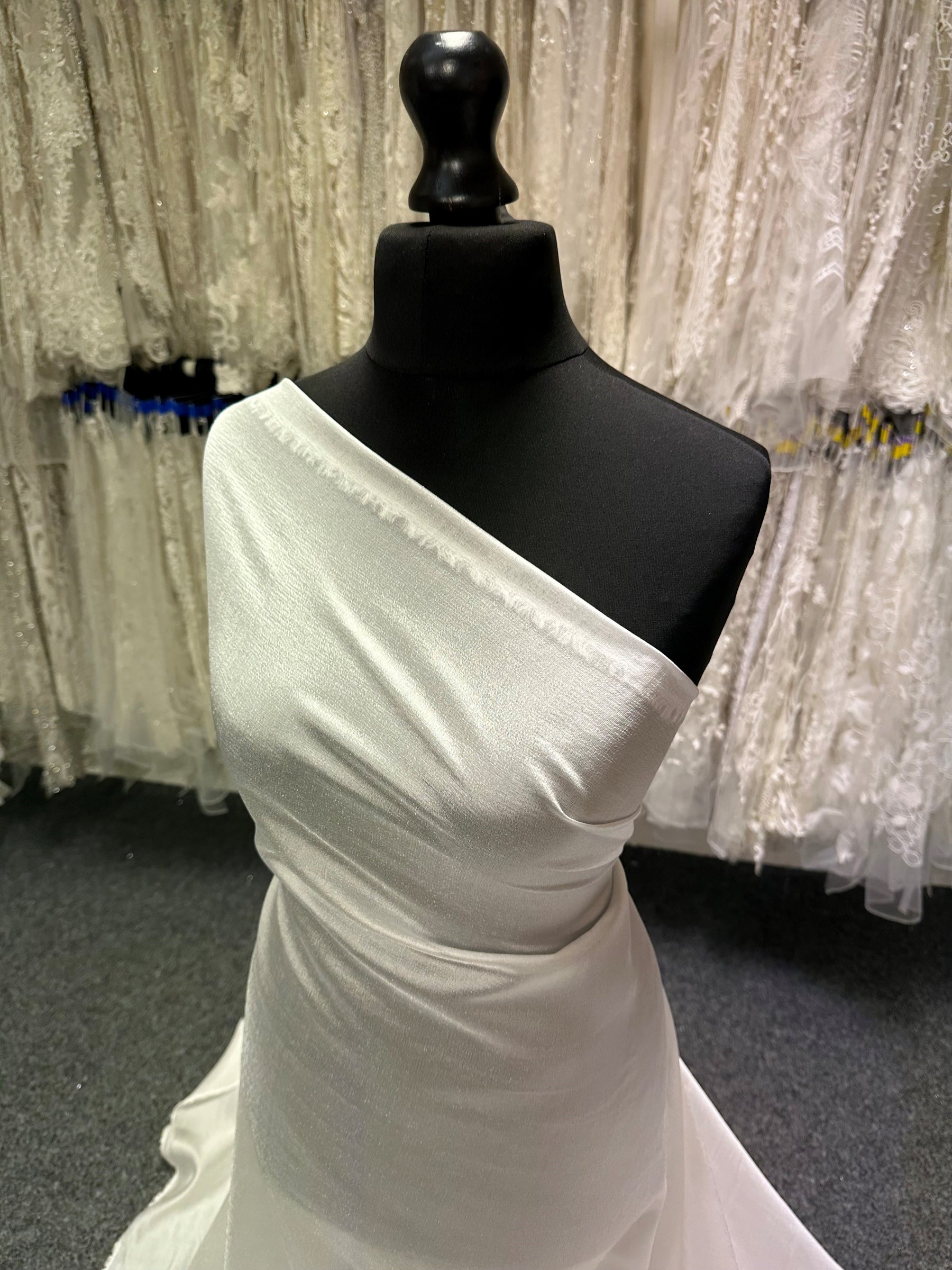 Elfenbeinfarbener Polyester-Organza - Jocularity