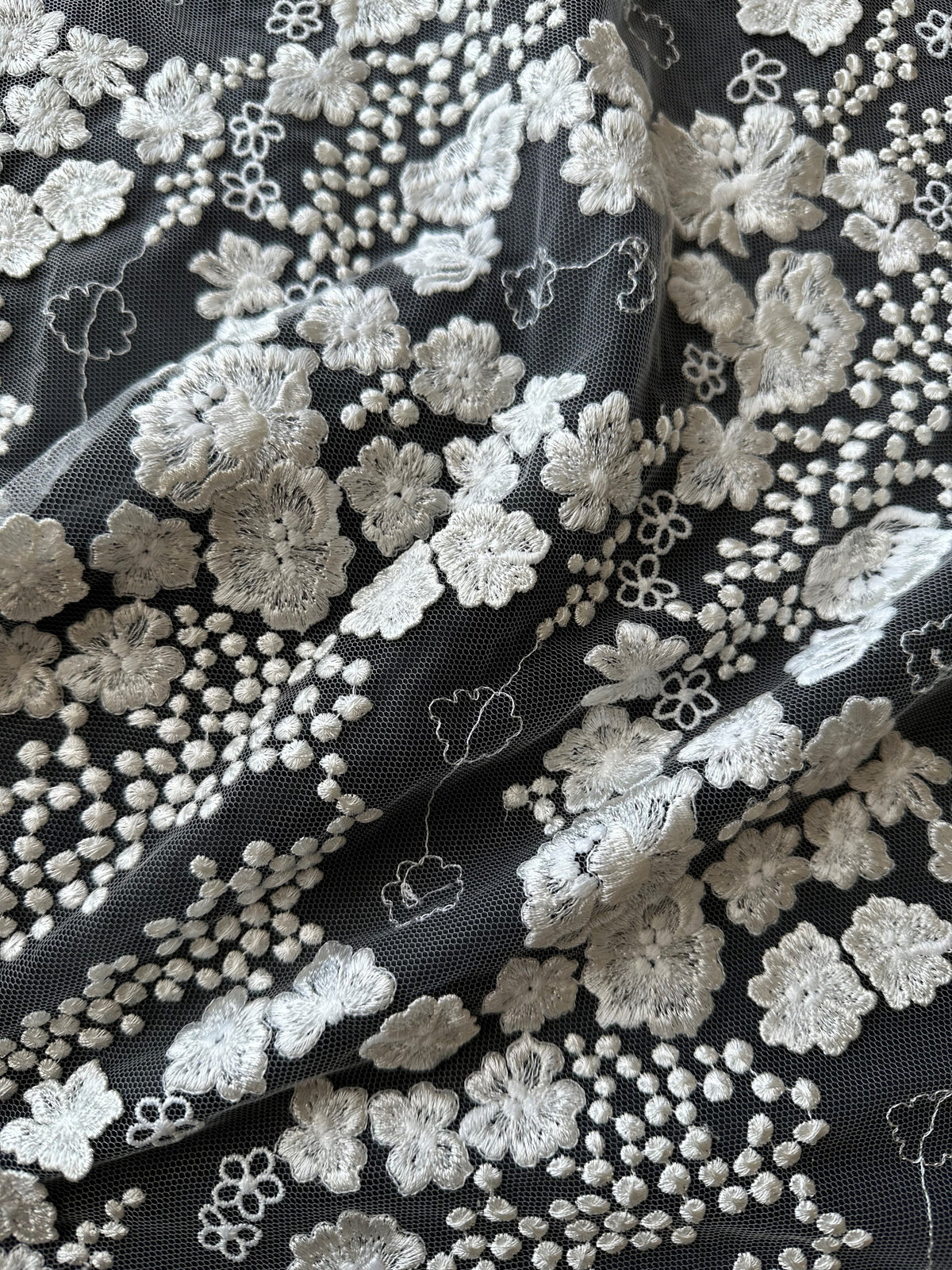 Elfenbeinfarbene italienische bestickte Spitze - Spencer