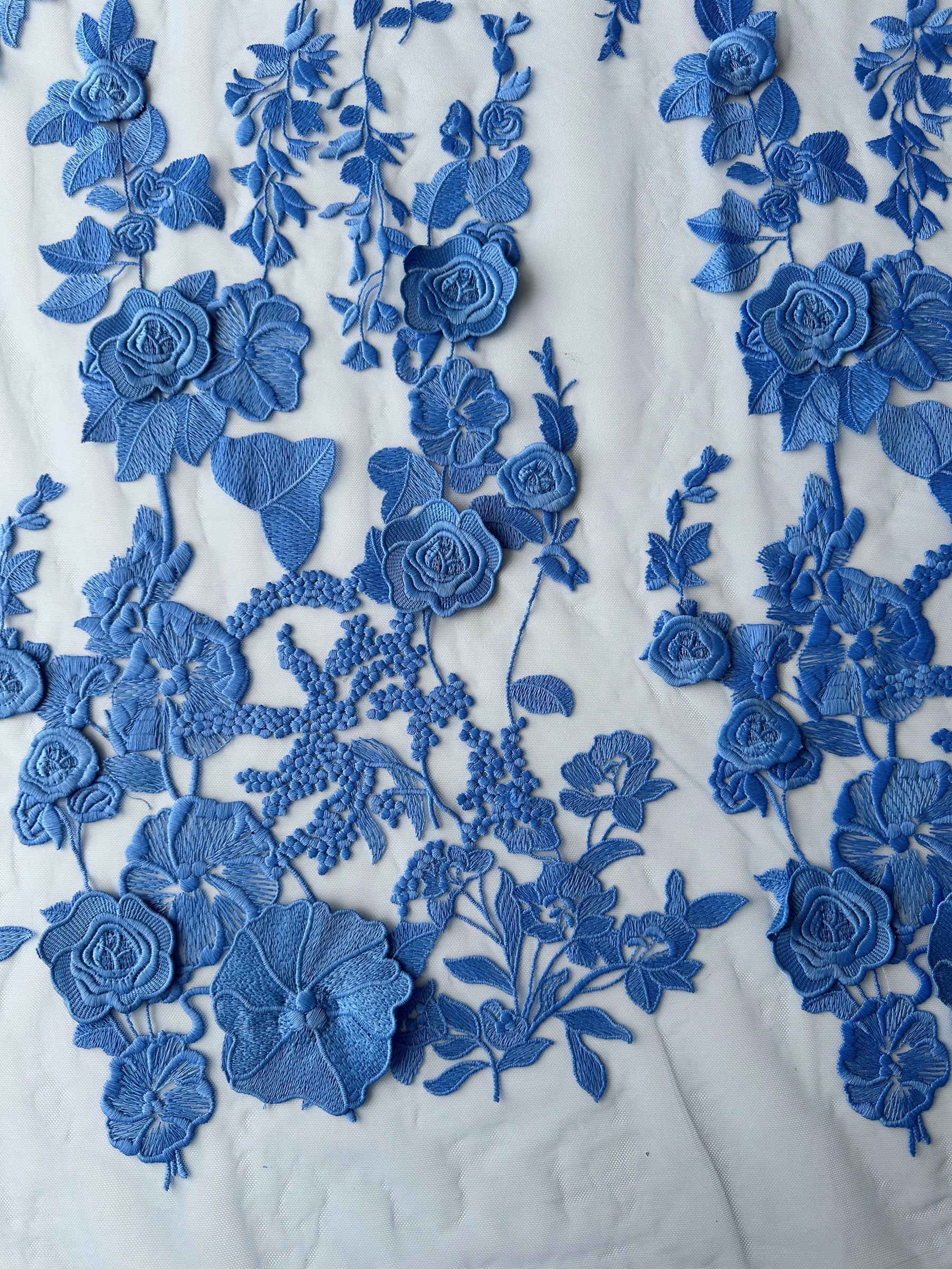 Blaue 3D-Spitze - Meghan