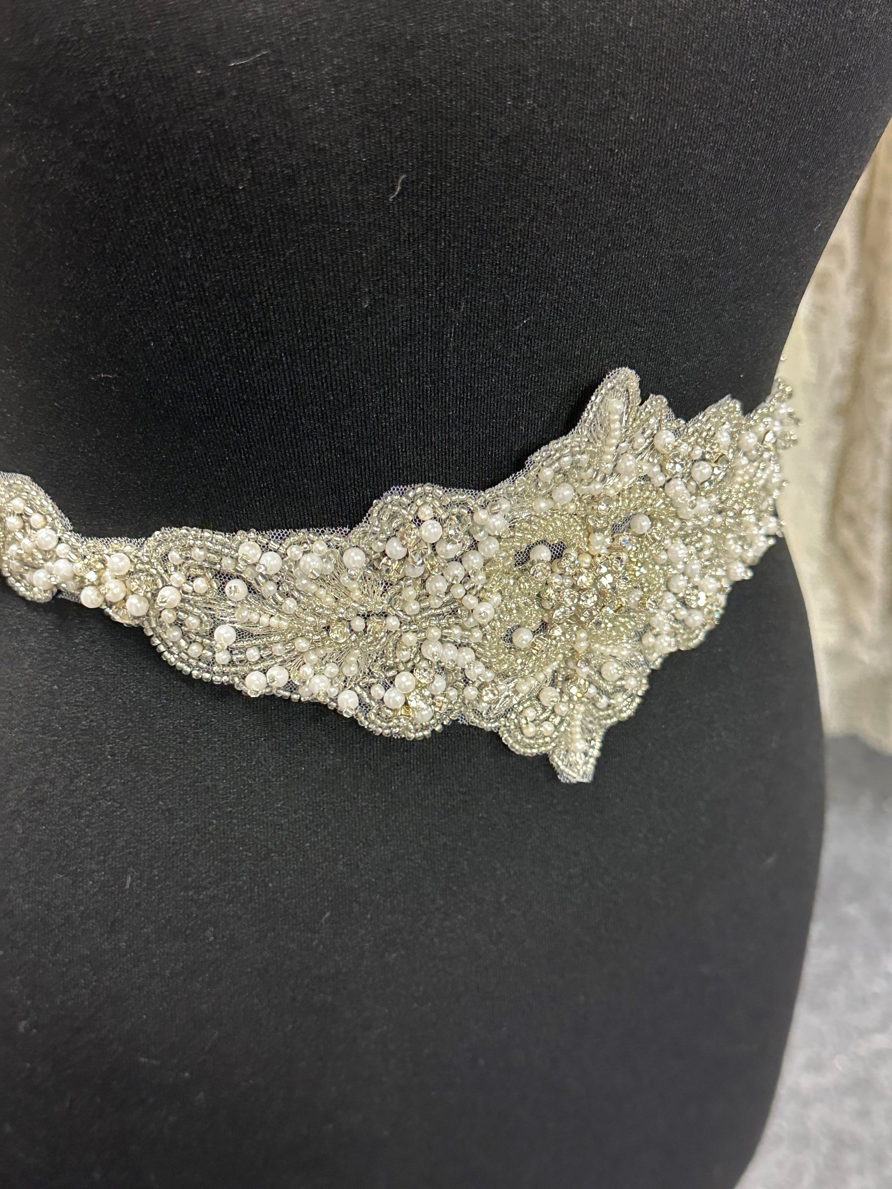 Kristallstickerei - Edith