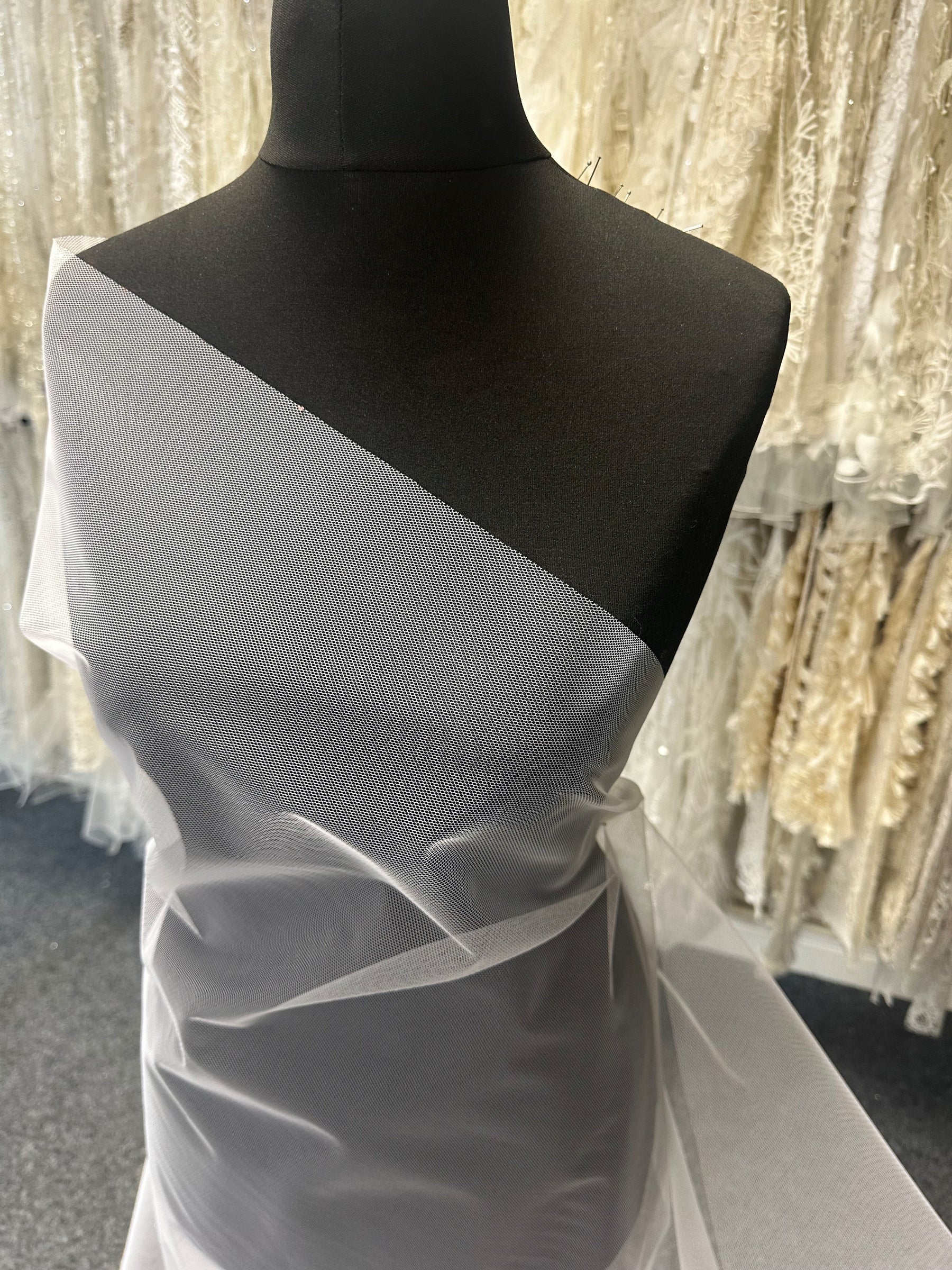 Weißes Kleid Netz - Maestro