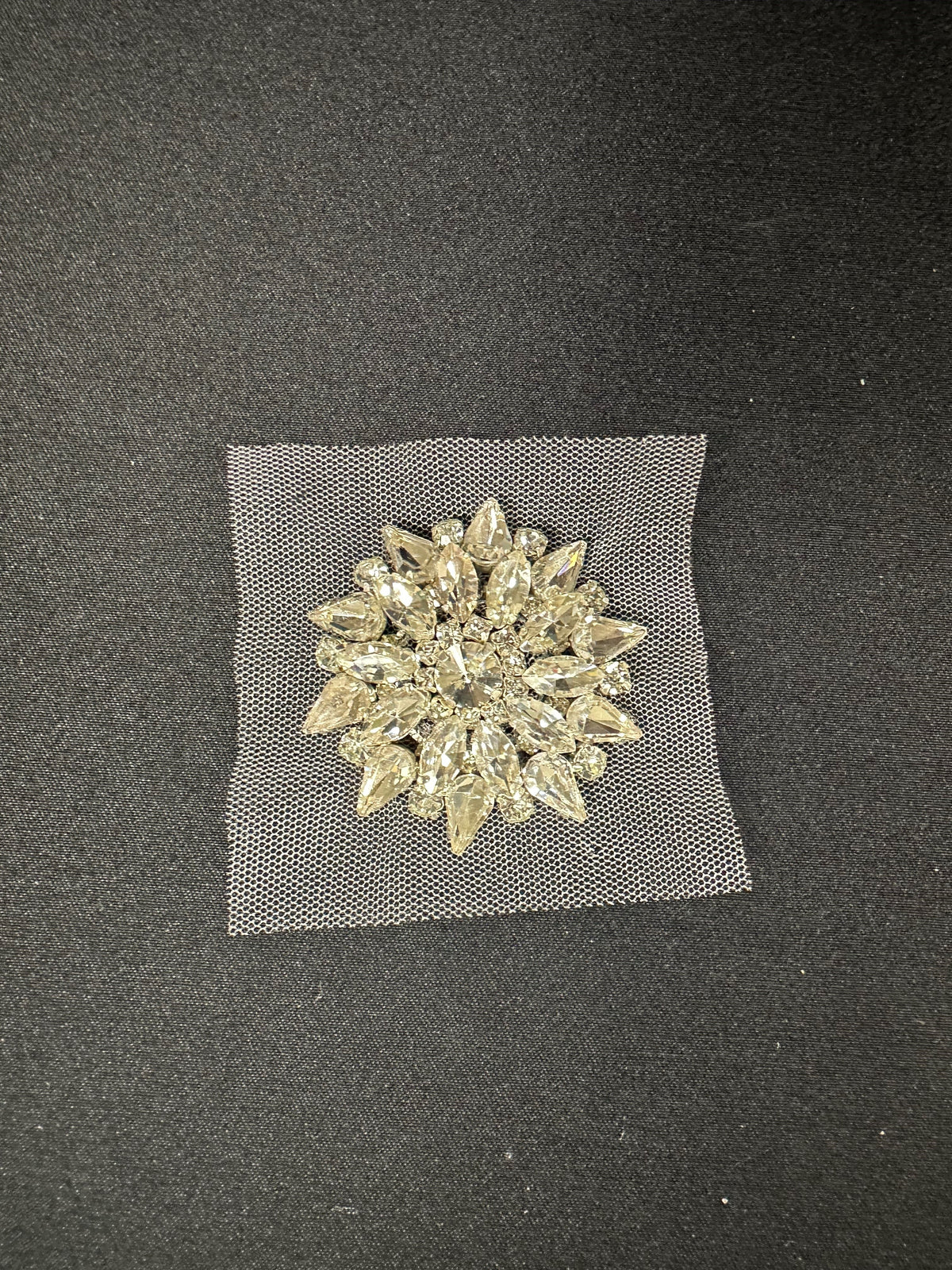 Kristallstickerei - AP823