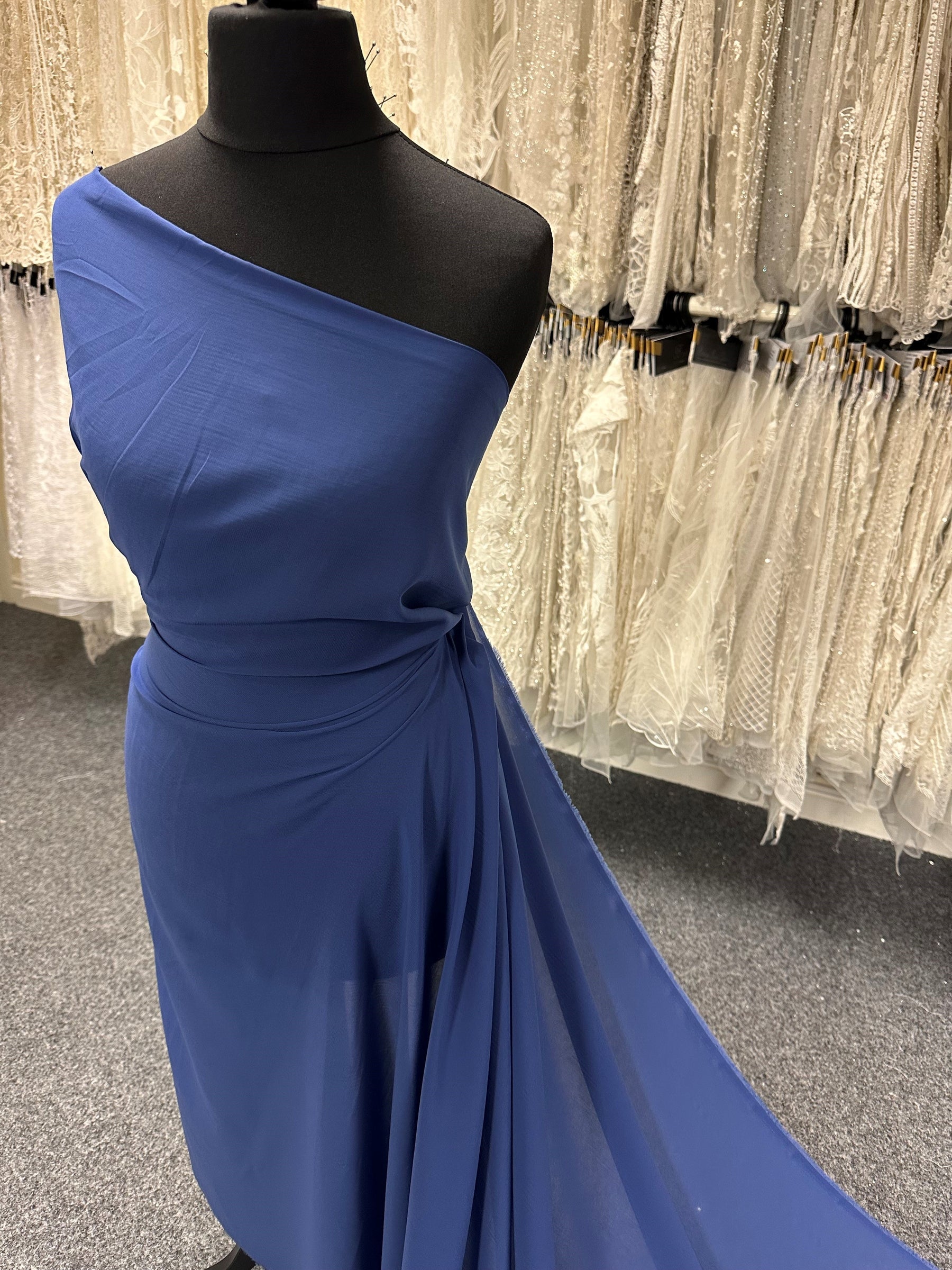 Königlicher Polyester-Chiffon-Stoff – Serendipity