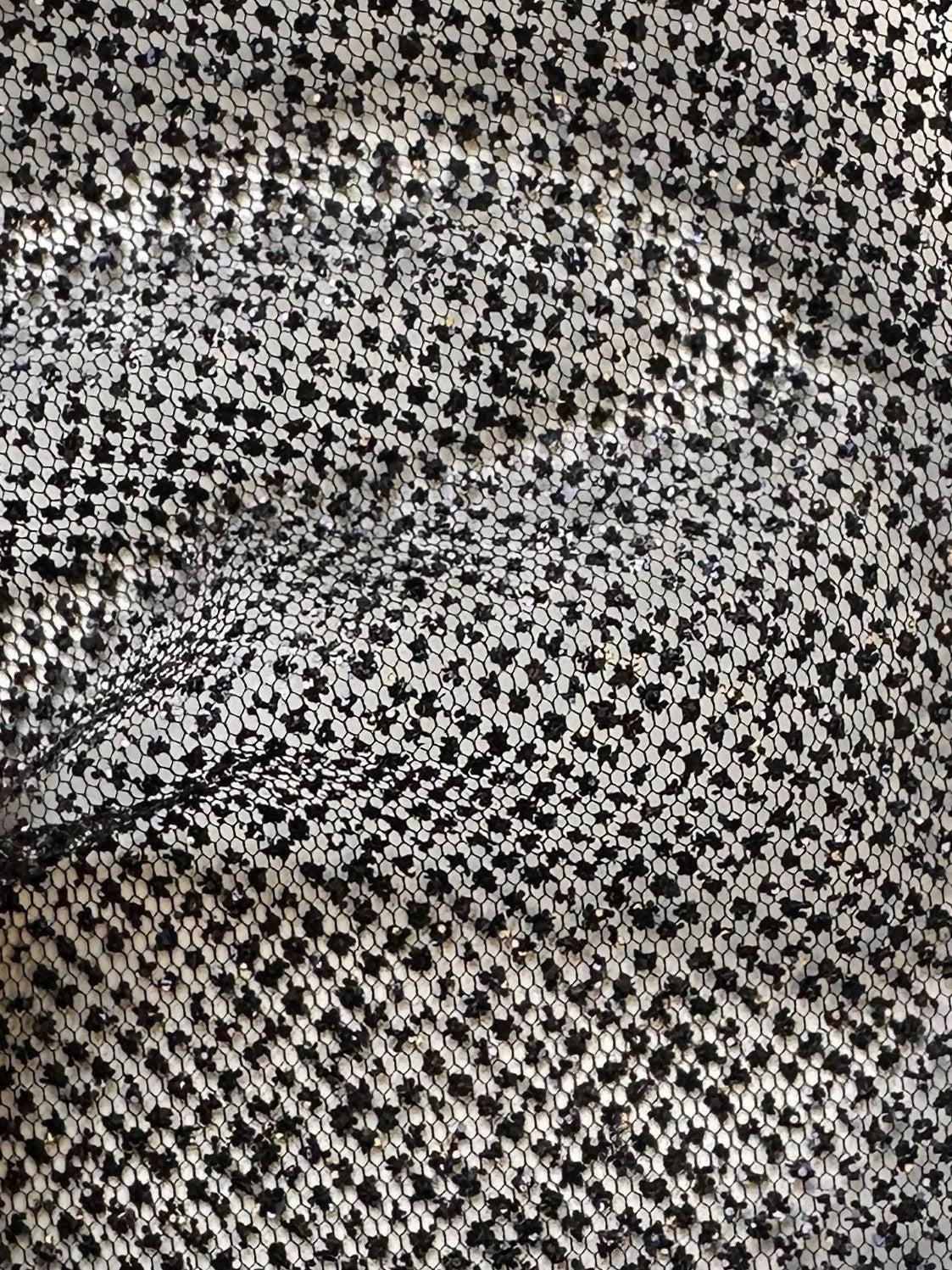 Schwarzer Glitzertüll - Glänzend