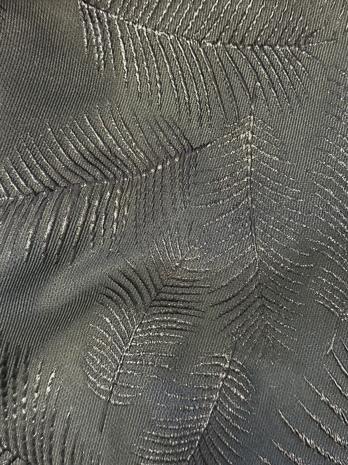 Schwarzer Brokatstoff - Alive