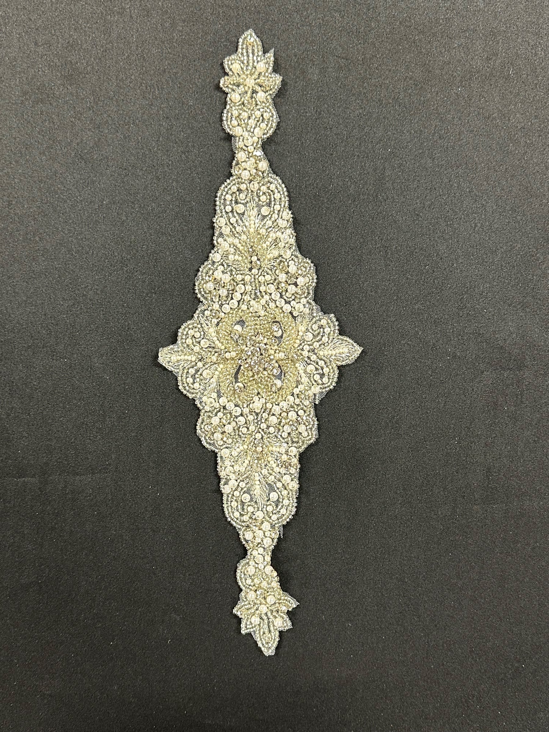 Kristallstickerei - Edith