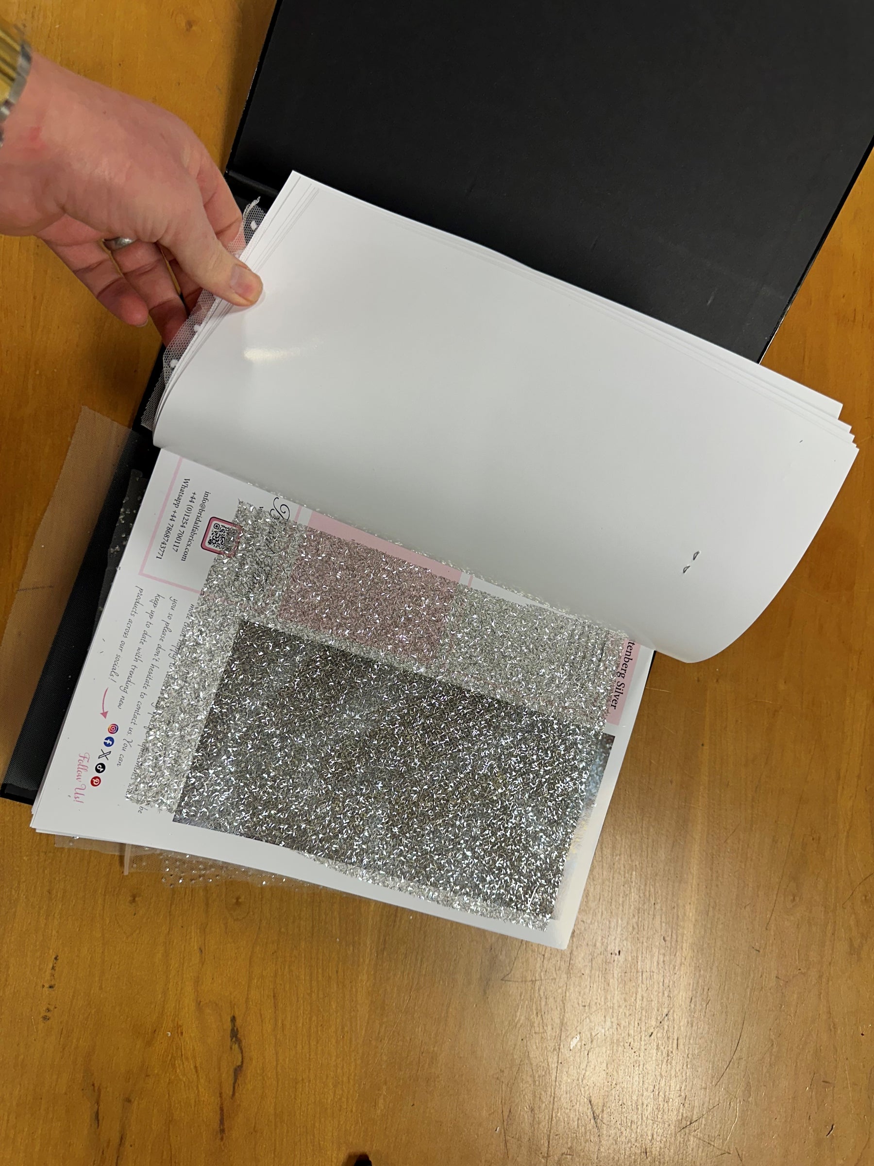 Musterbuch – Glitzertüll