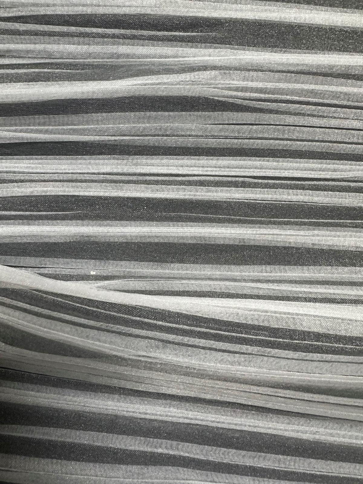 Weißer plissierter Polyester-Organza - Flirtation (CF)