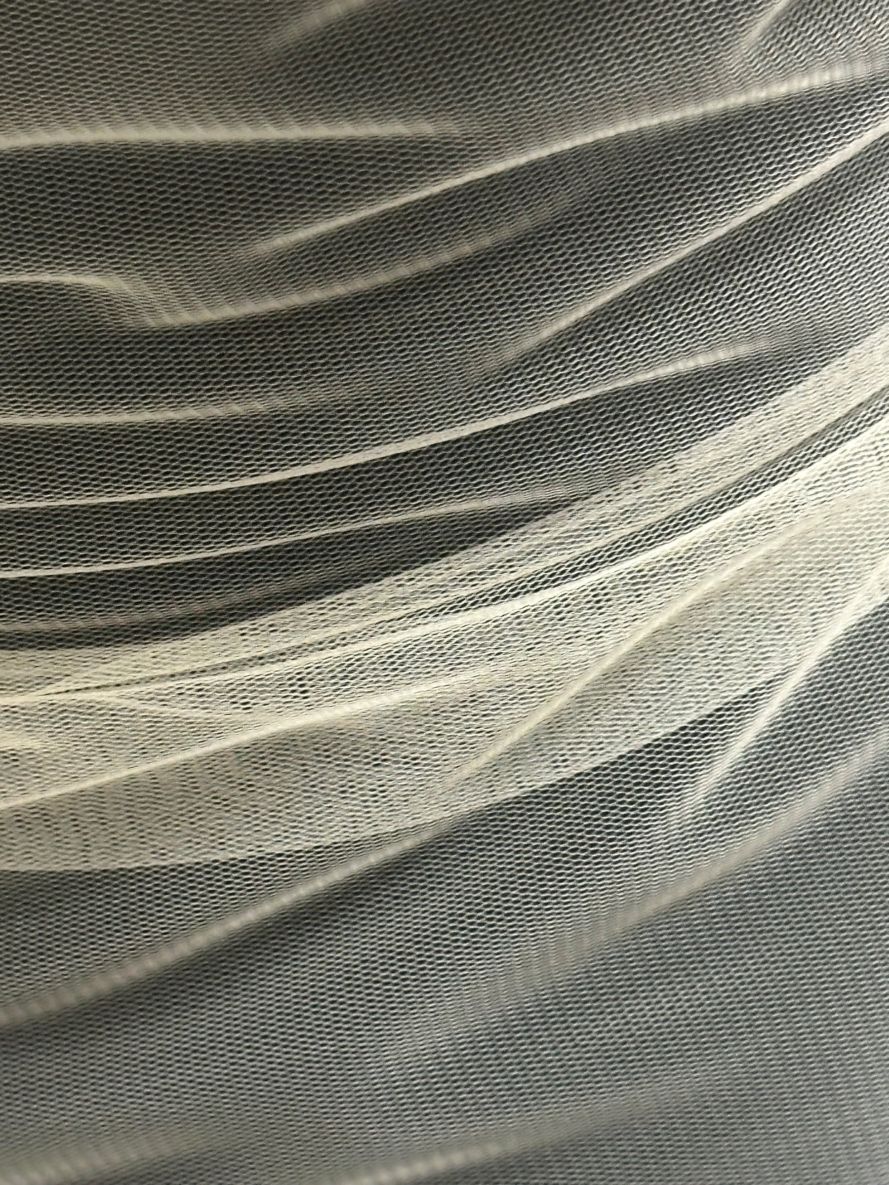Champagnerfarbener, weicher Stretch-Tüll – Impetus