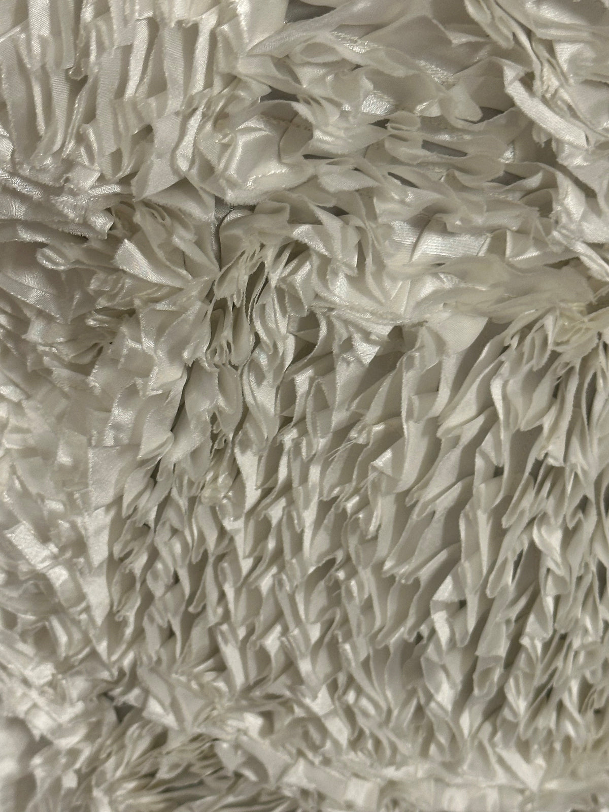 Elfenbeinfarbene Couture-Stickerei – Mysticalious