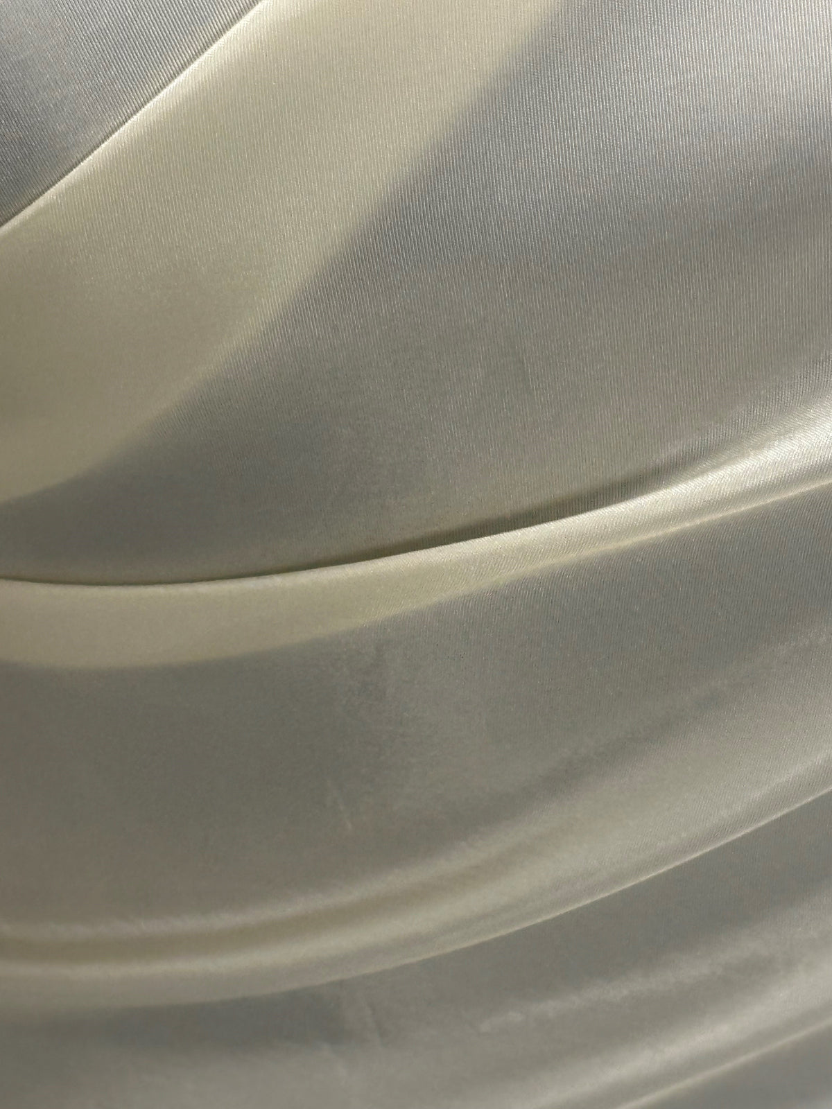 Elfenbeinfarbener Taft - Radiance