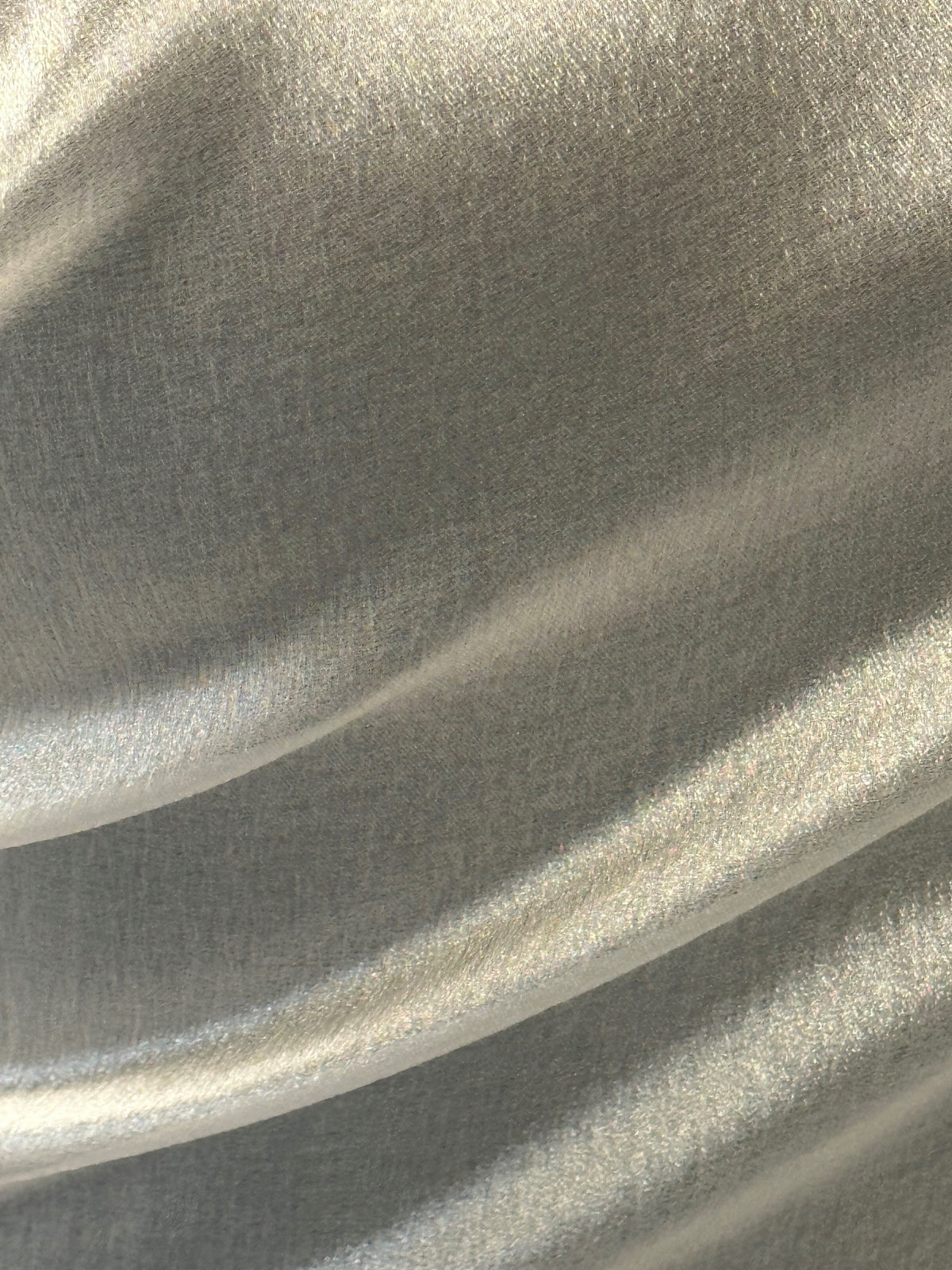 Elfenbeinfarbener Polyester-Organza-Satin – Glück