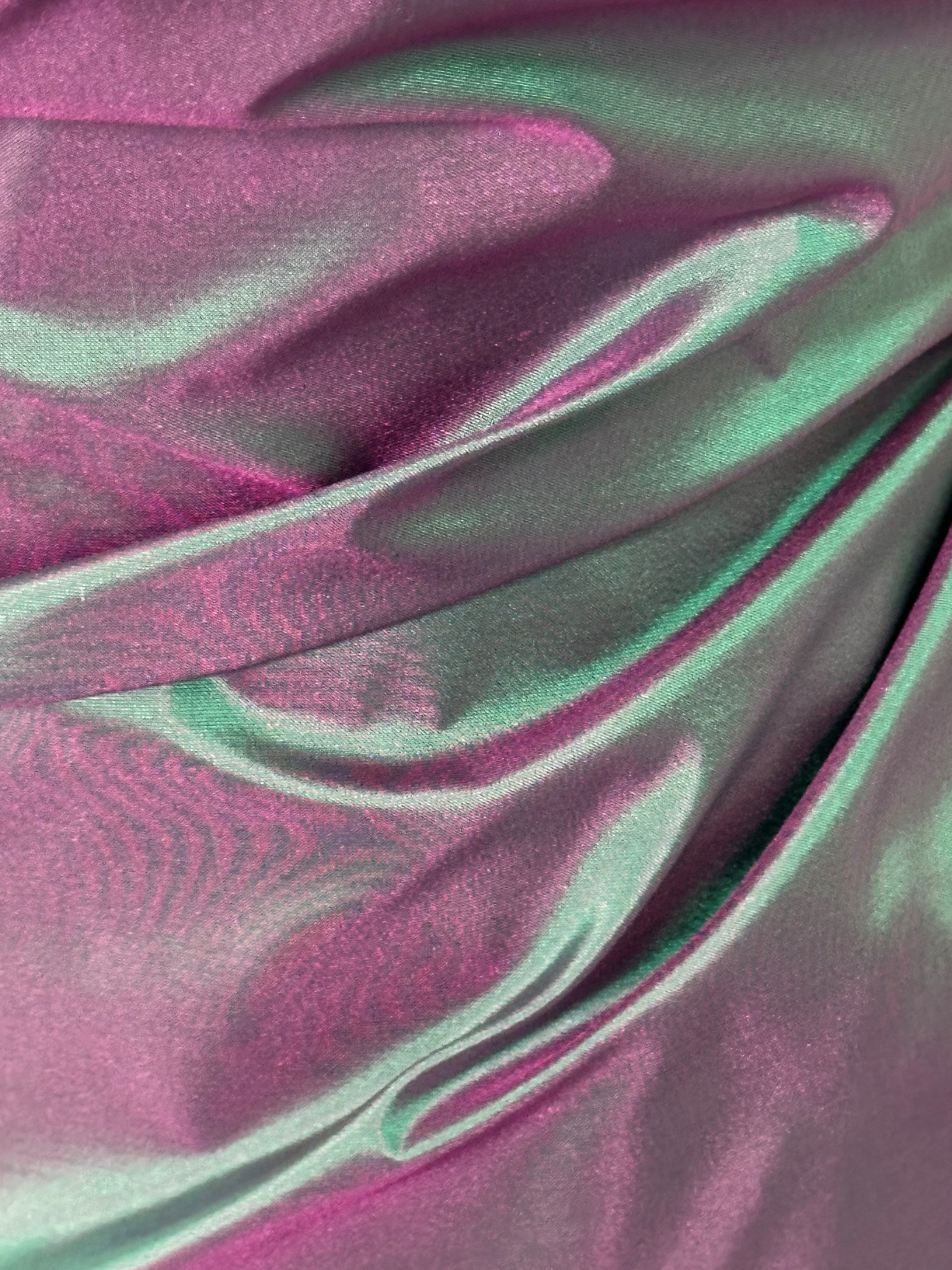 Jade-Seidentaft – Debutante