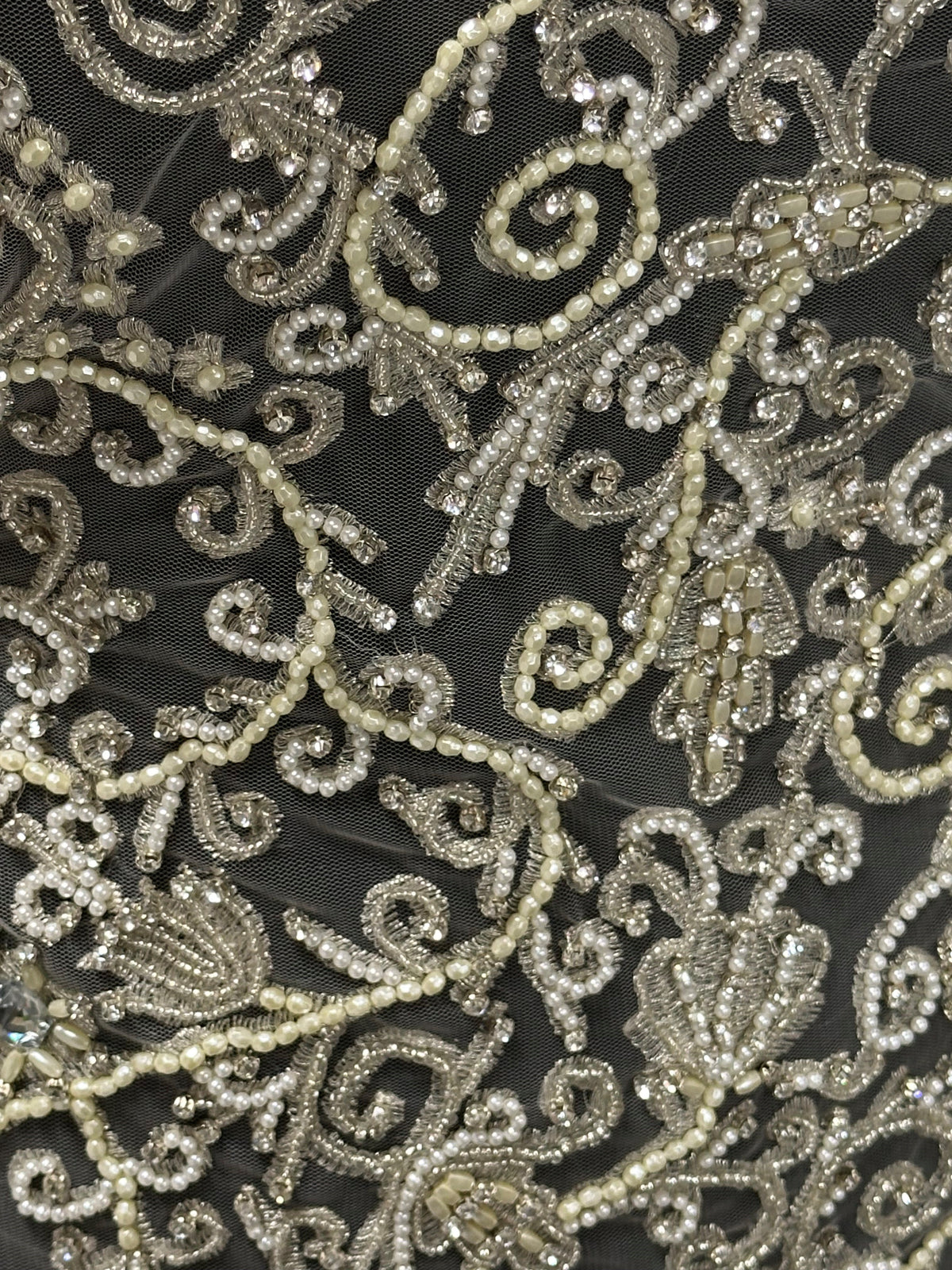 Elfenbeinfarbene Kristallspitze - Kimchi