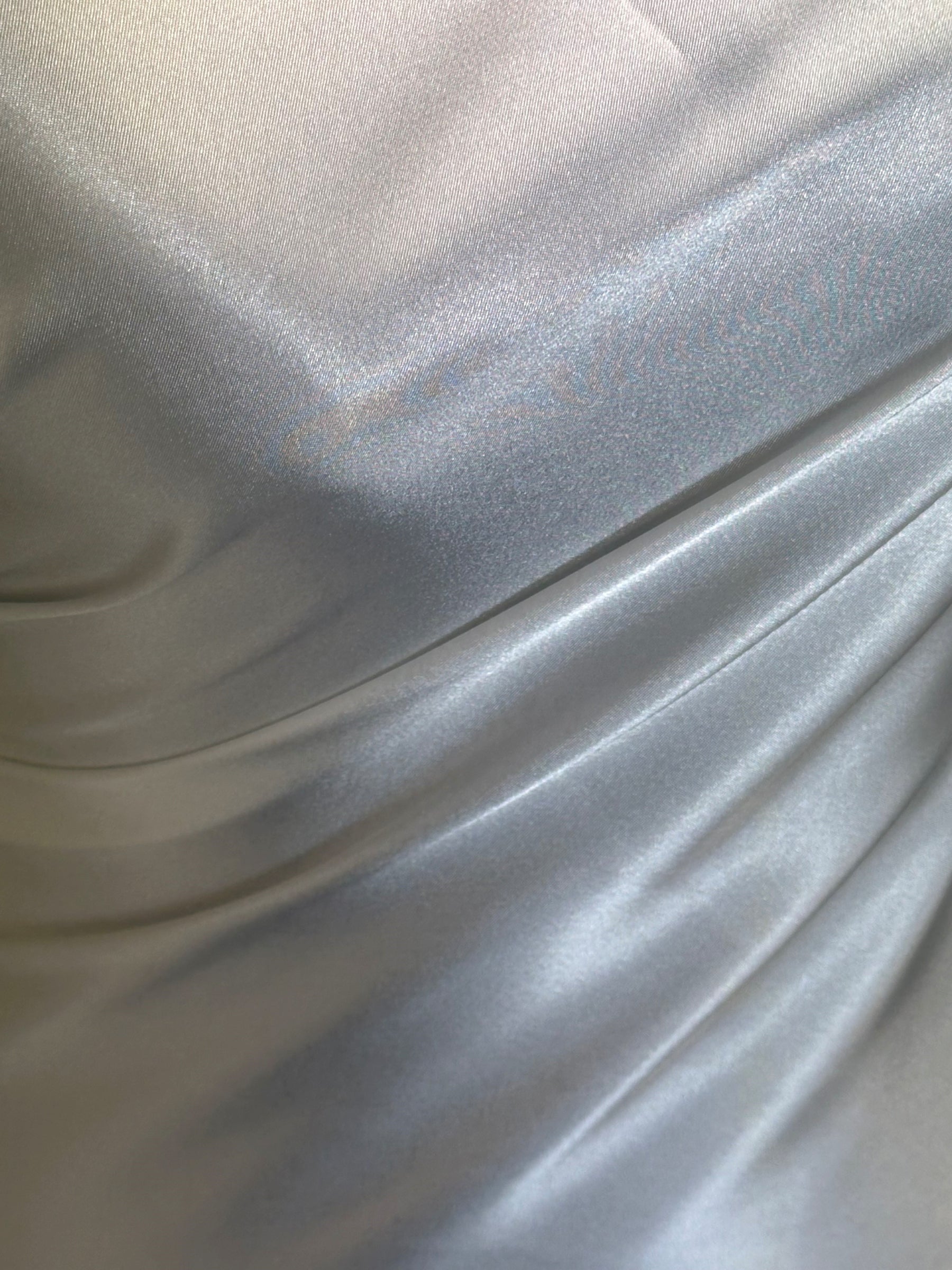 Elfenbeinfarbener Polyester-Satin - Sacred