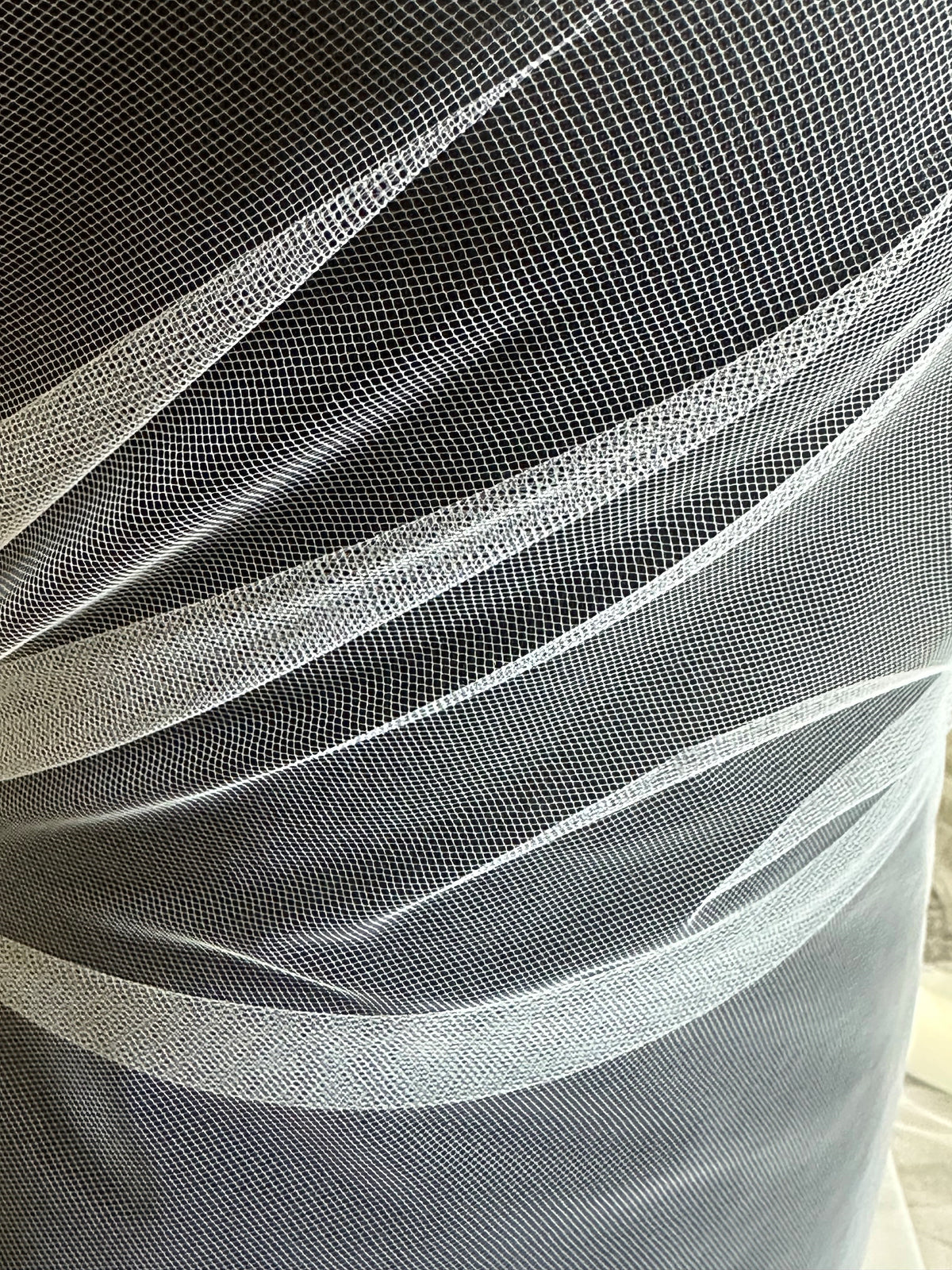 Seidenweißer Öko-Tüll für Schleier – Tender