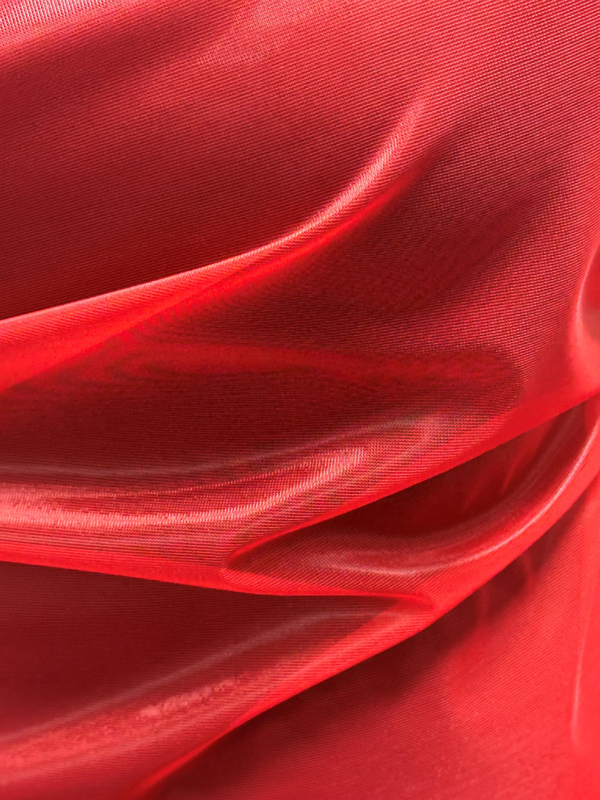 Roter Körpertüll - Challenger