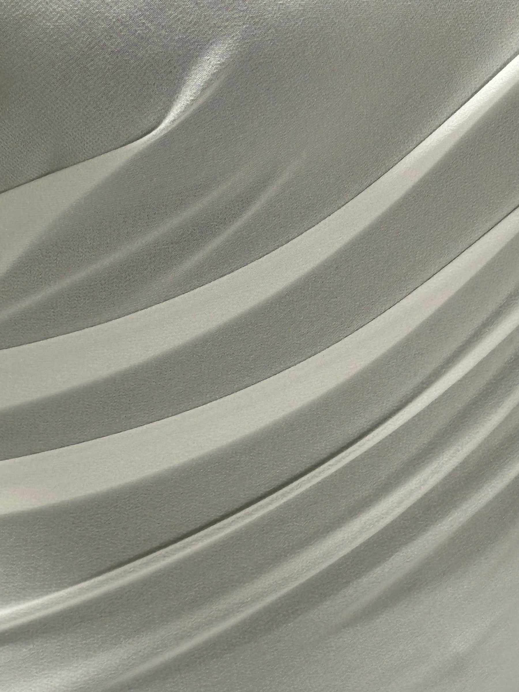 Elfenbeinfarbener Polyester-Chiffon – Benevolence