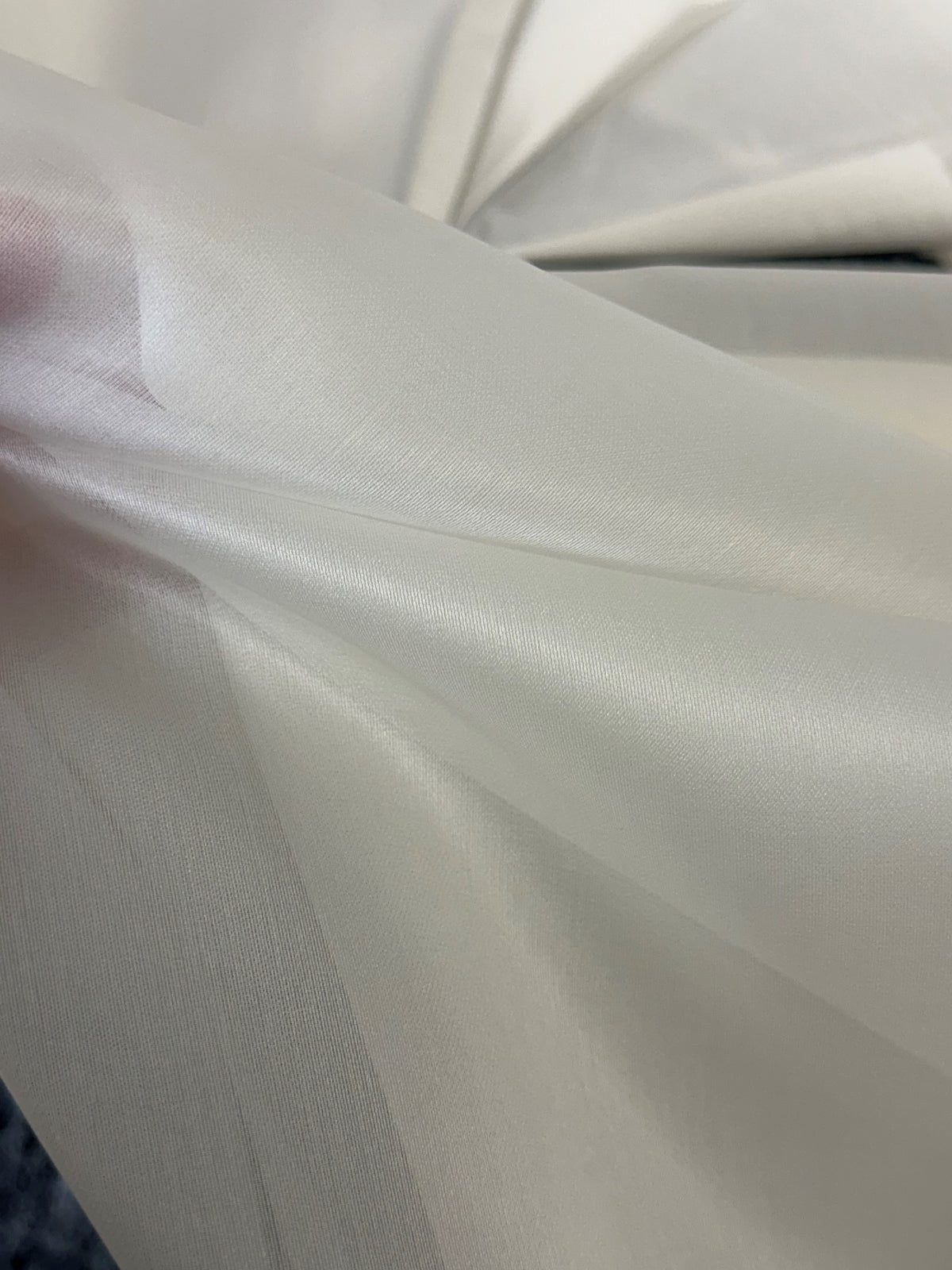 Elfenbeinfarbener Organza-Satin aus Seide - Verbrauch