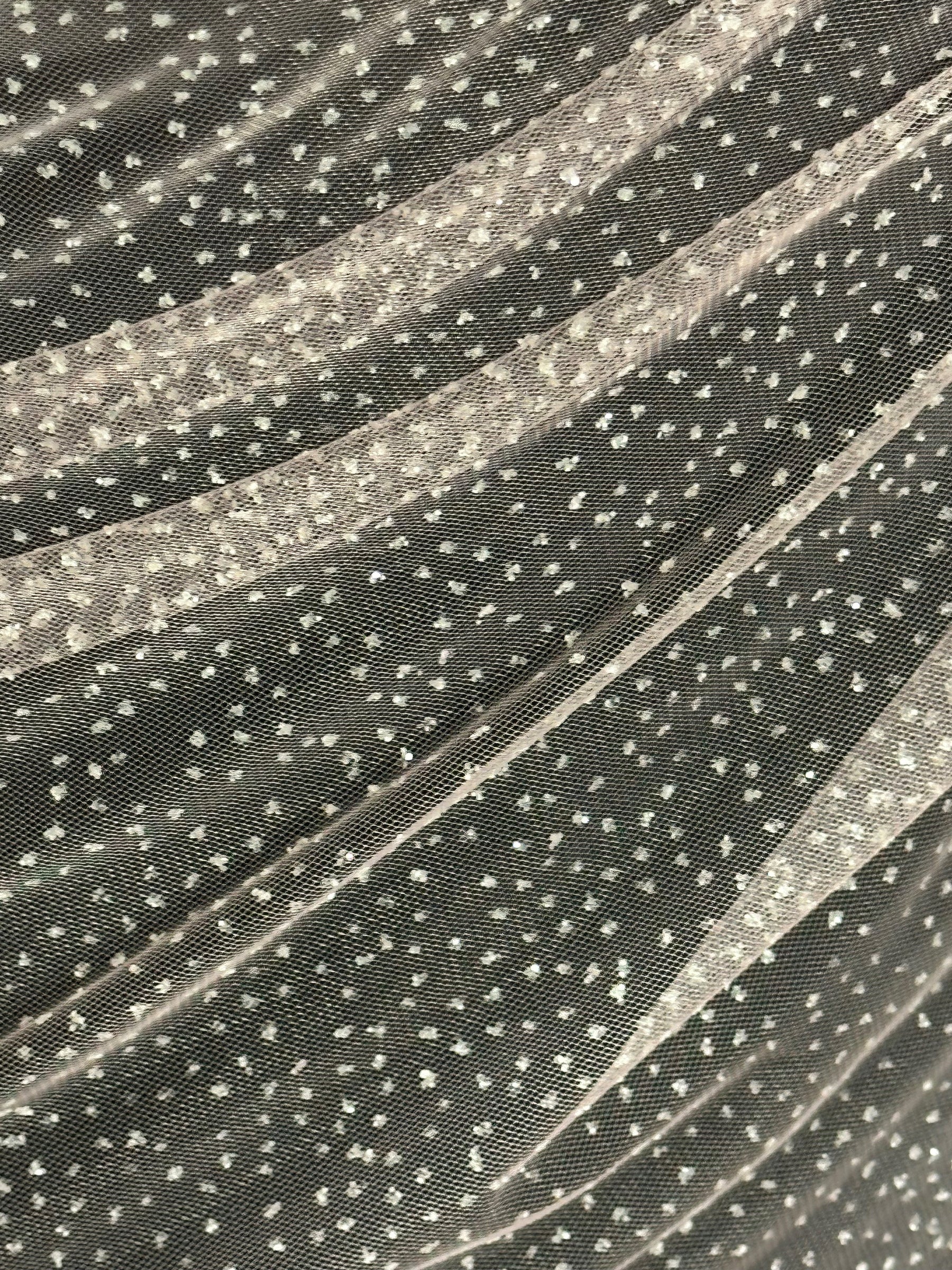 Rosa Glitzertüll – Enmity