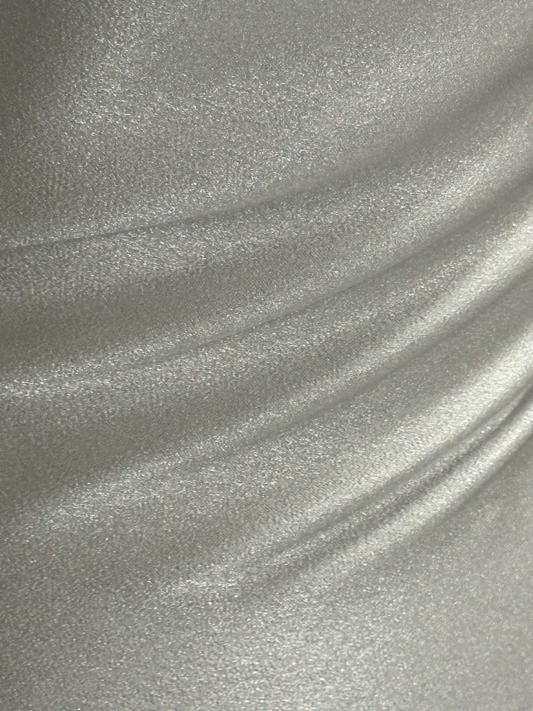 Elfenbeinfarbener Polyester-Kreppsatin – Refinement