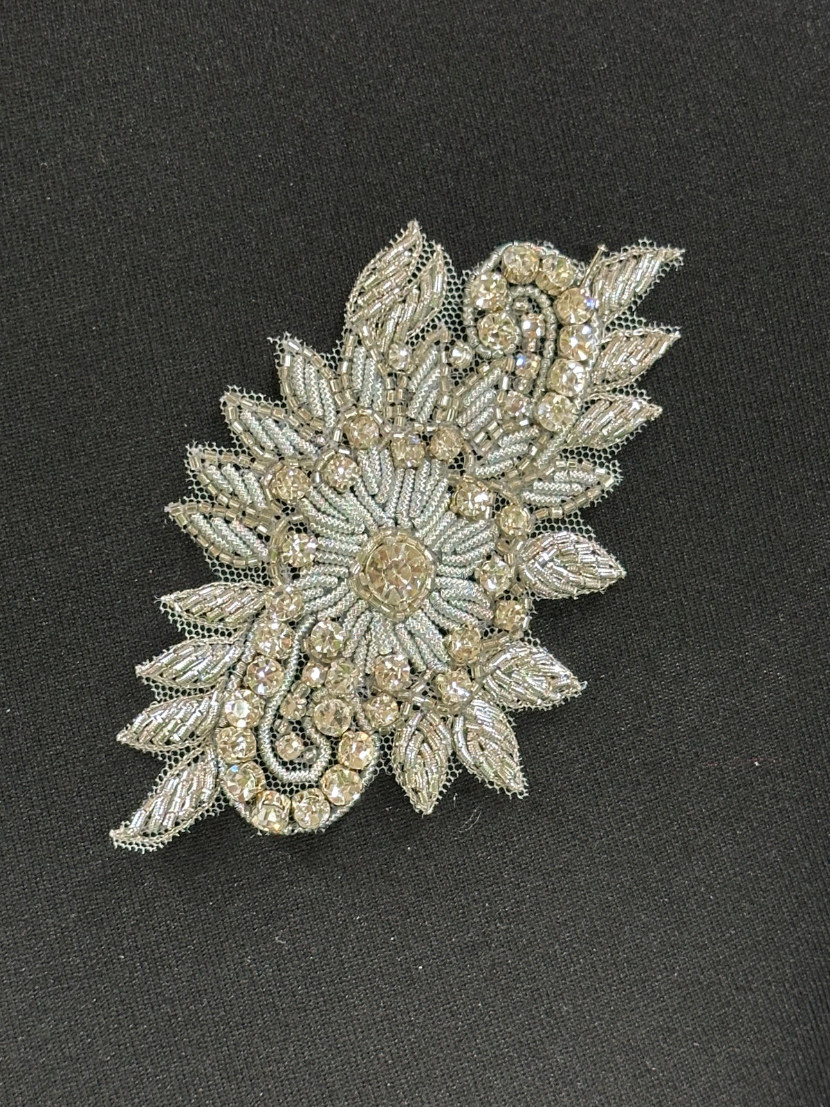 Kristallstickerei - Gleichgewicht