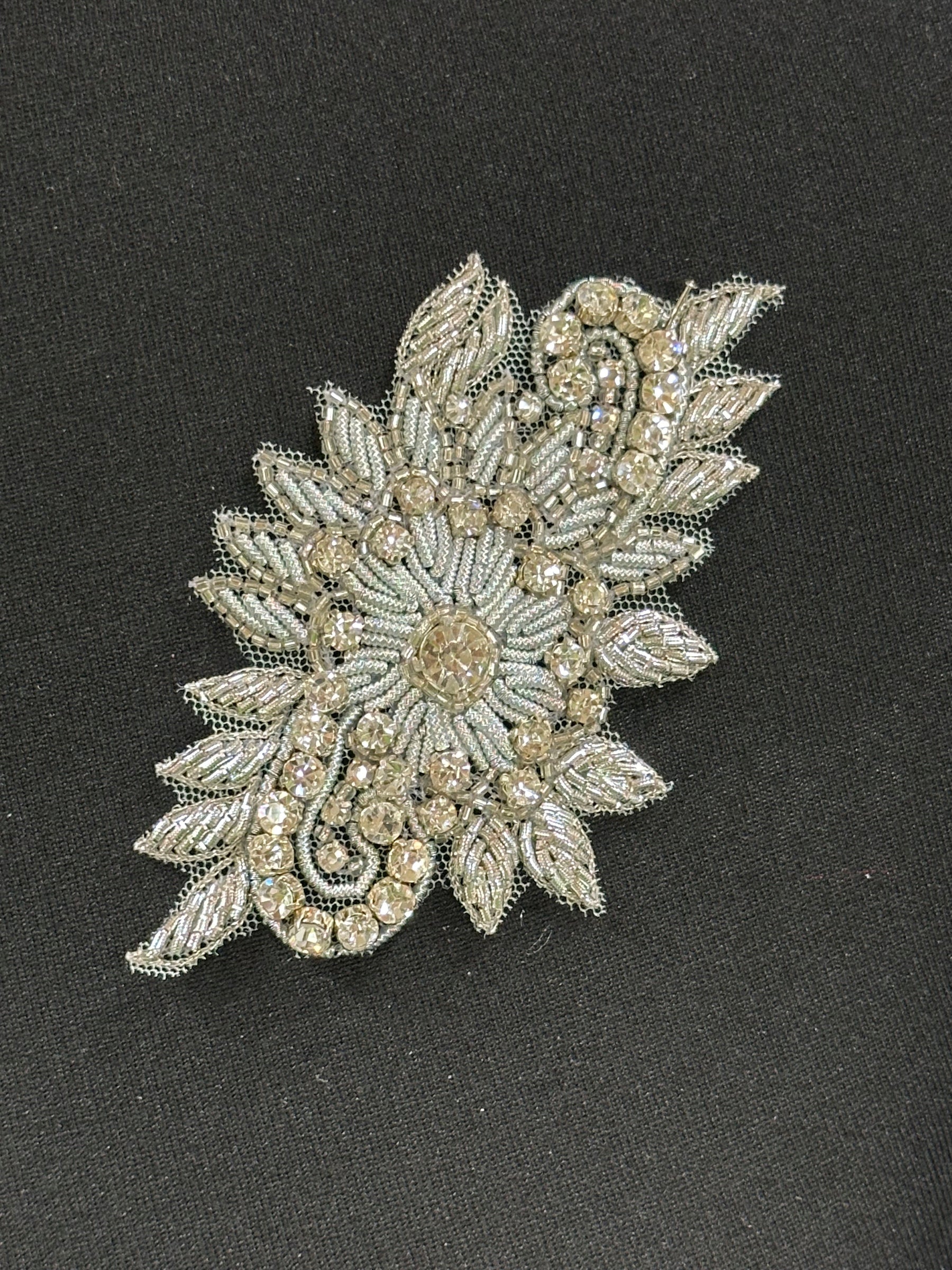 Kristallstickerei - Gleichgewicht