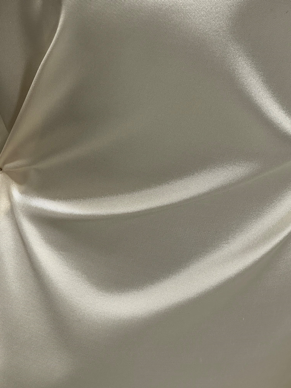 Elfenbeinfarbener Seidenmikado - Exhilaration