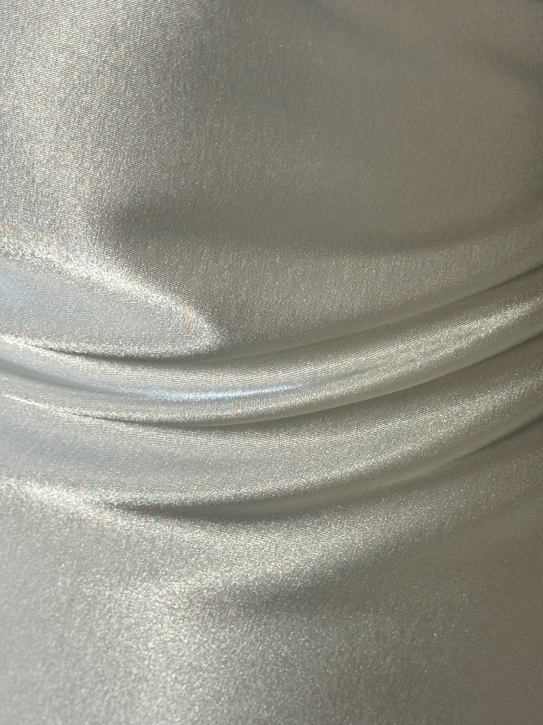 Elfenbeinfarbener Polyester-Stretch-Satin - Wisdom