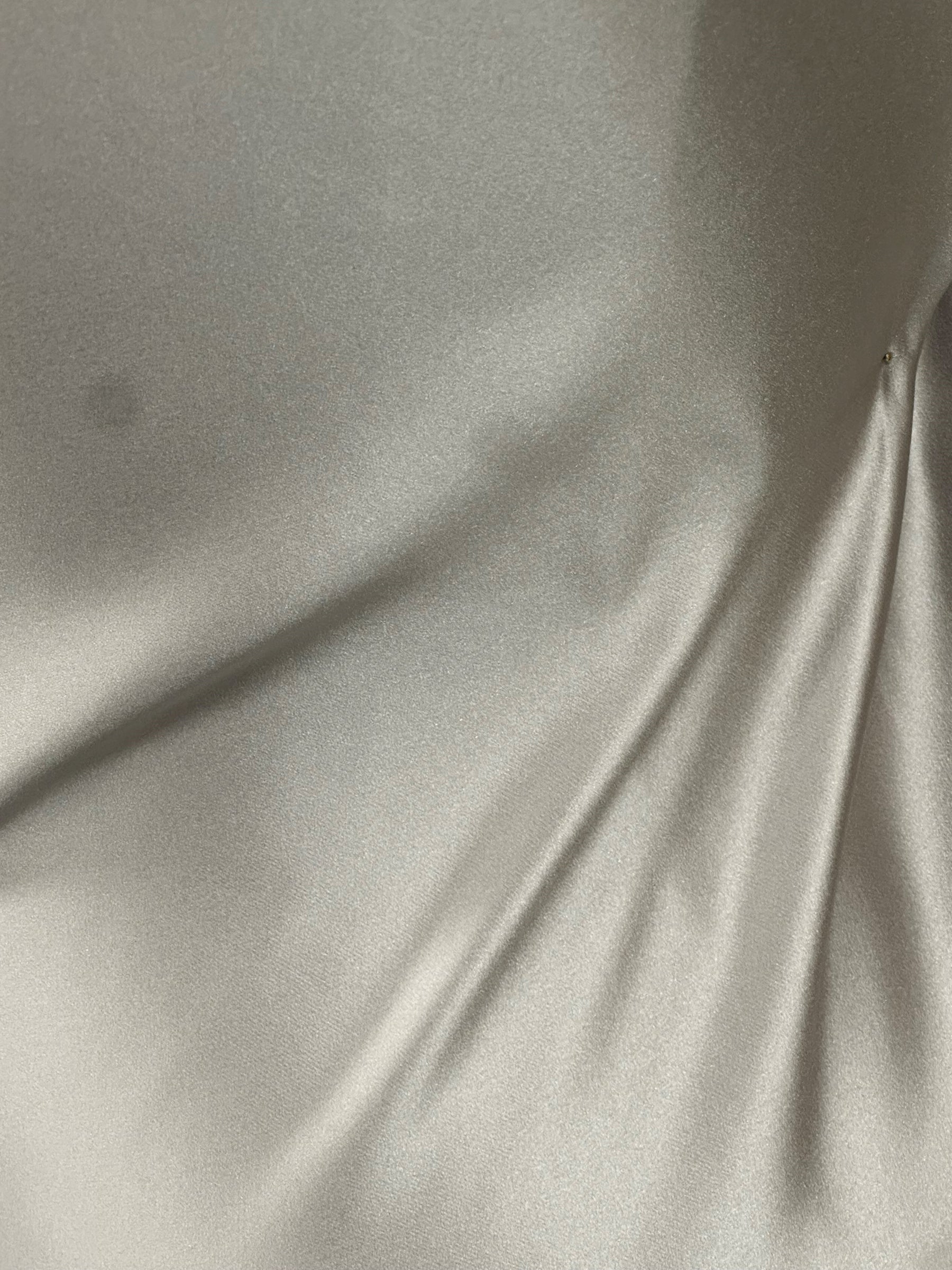 Perlmutt-Polyester-Duchess-Satin – Supreme