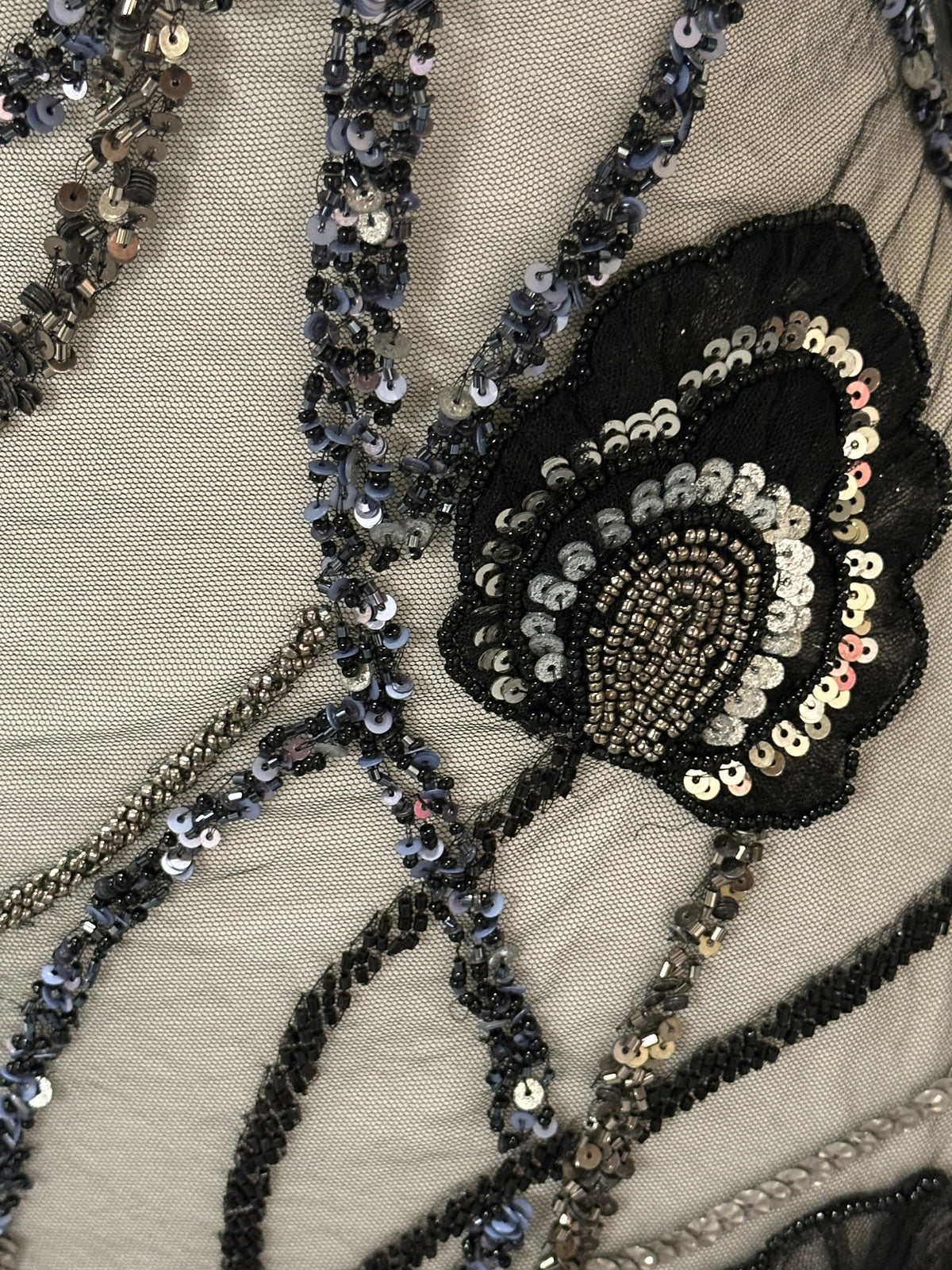 Schwarze Perlenspitze - Betty