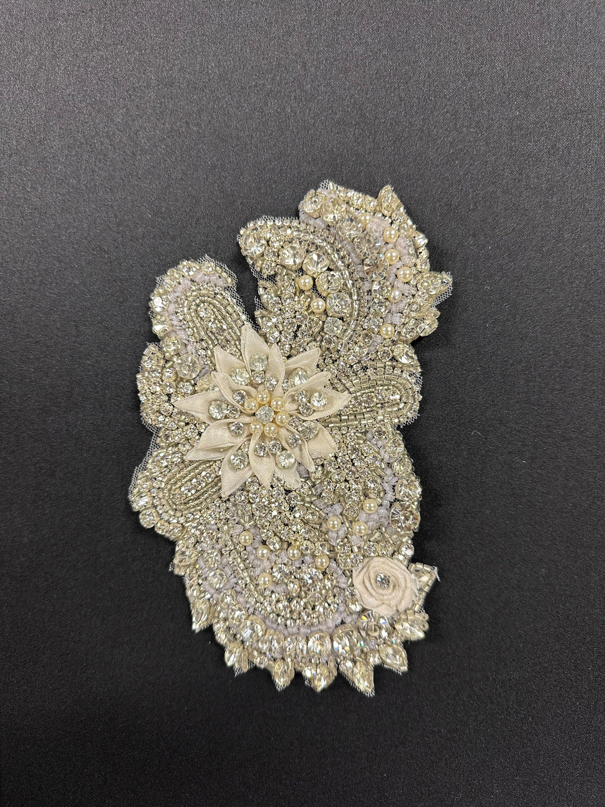 Kristallstickerei - Nelke