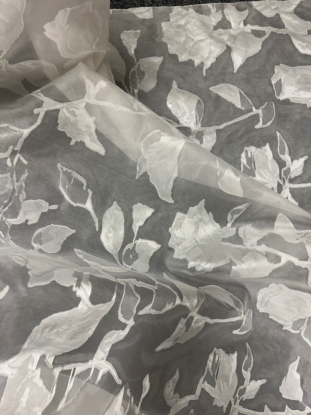 Elfenbeinfarbener italienischer Brokat - Inara