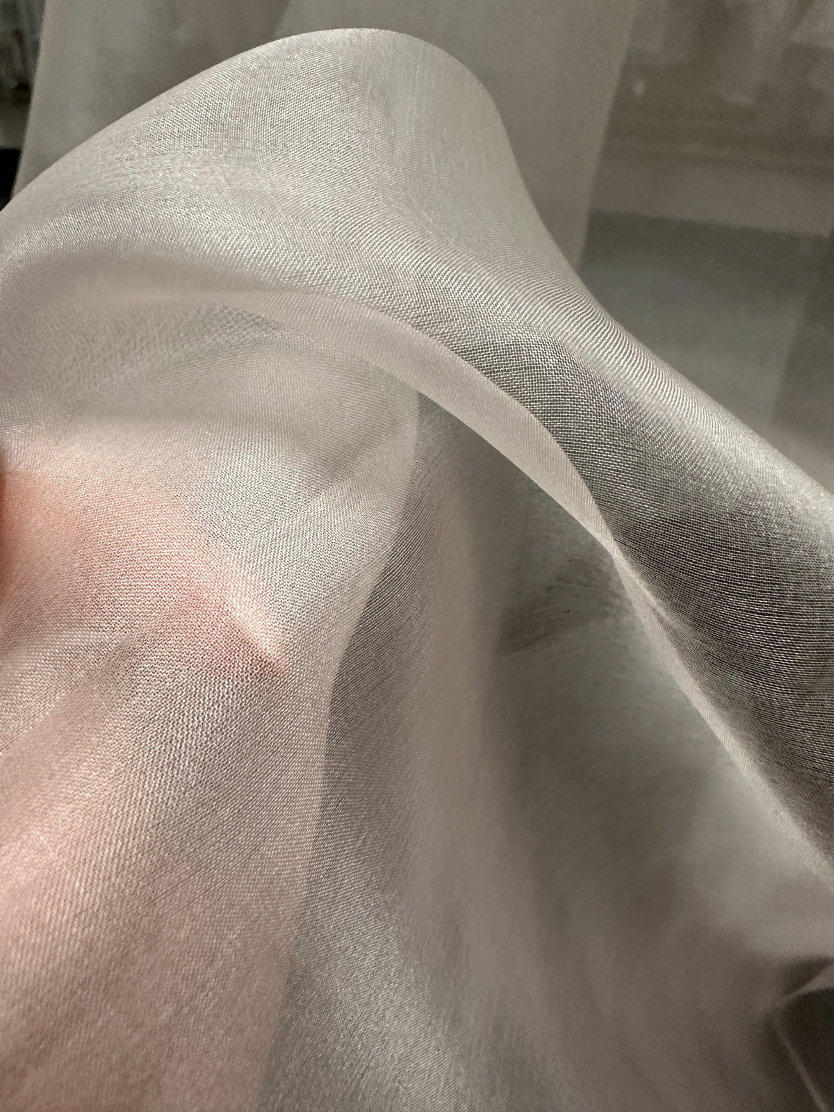 Hellrosa Seidenorganza – Evolution